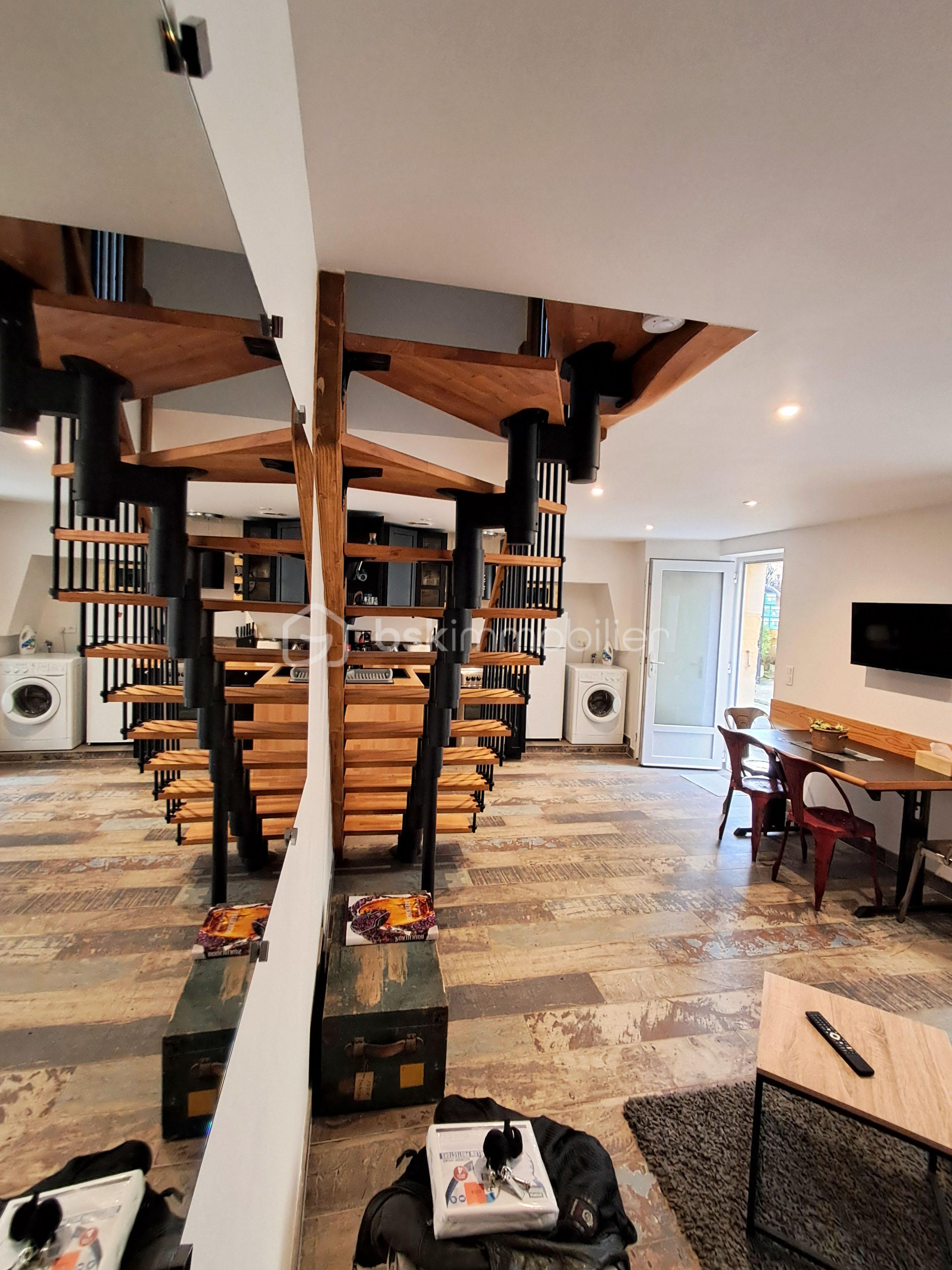 pièce à vivre miroir.jpg