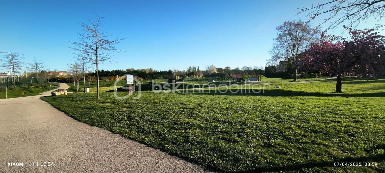 Maison de 167,42 m² - parc.jpg