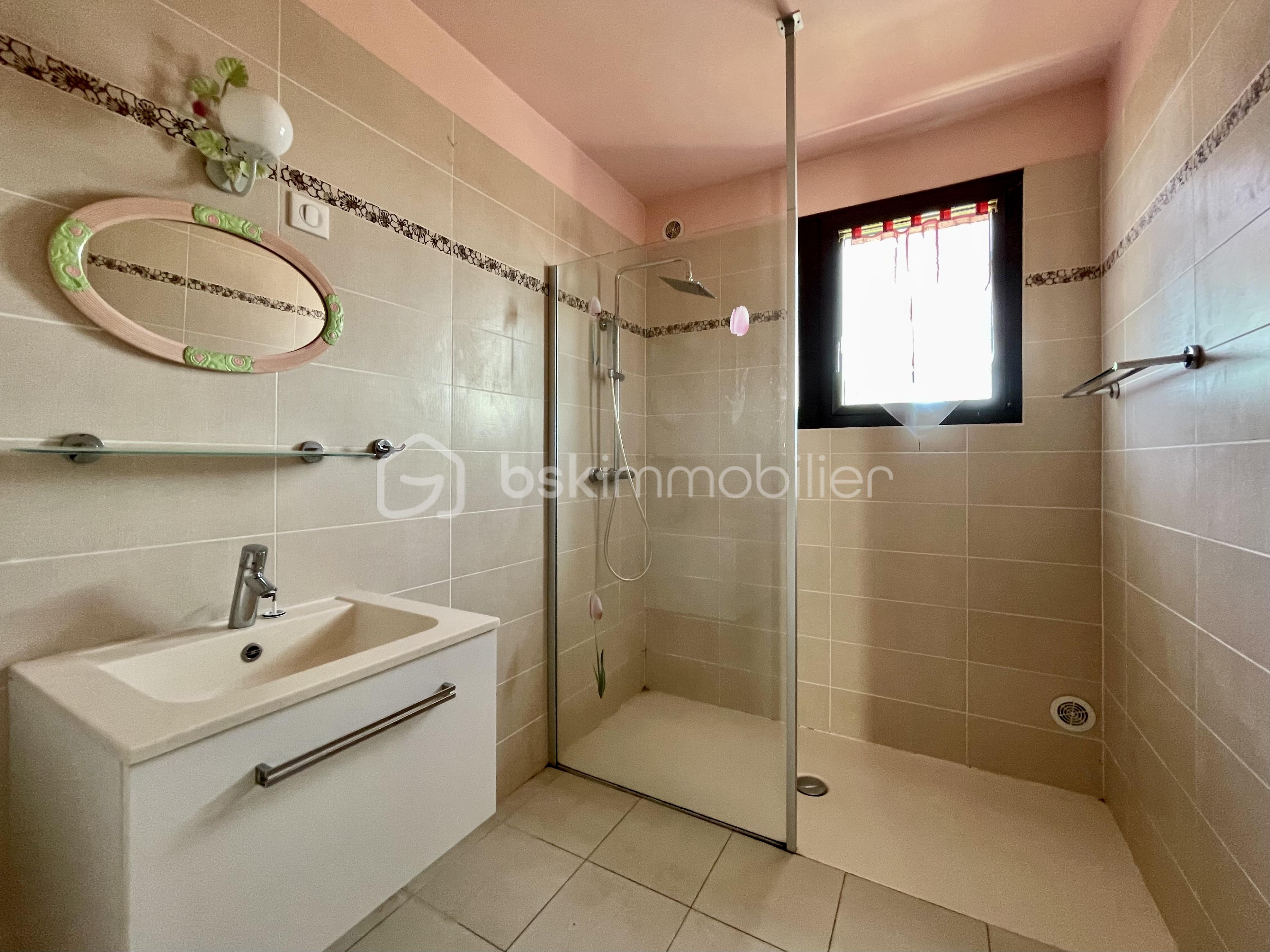 Maison de 87 m² - DEE674FB-FCEA-4B7A-9BF2-1D700782B3C9.jpeg