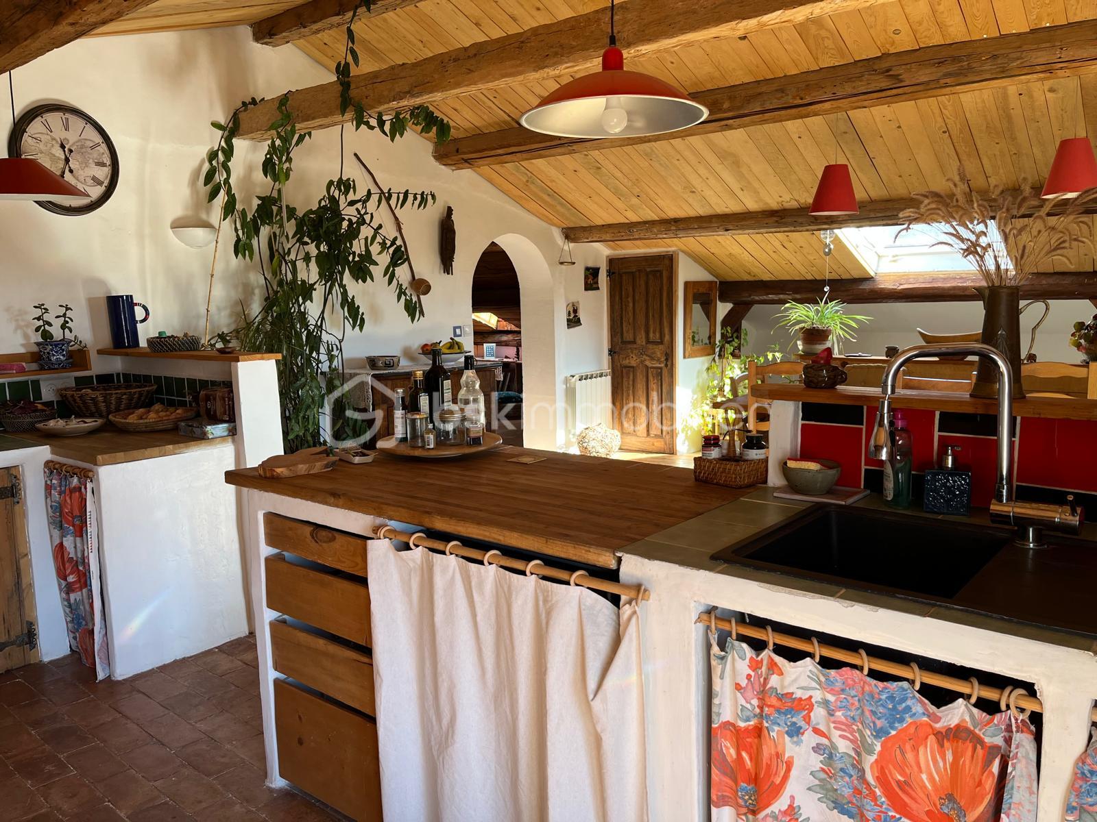 Maison ancienne de 383 m² - IMG-20251017-WA0039.jpg