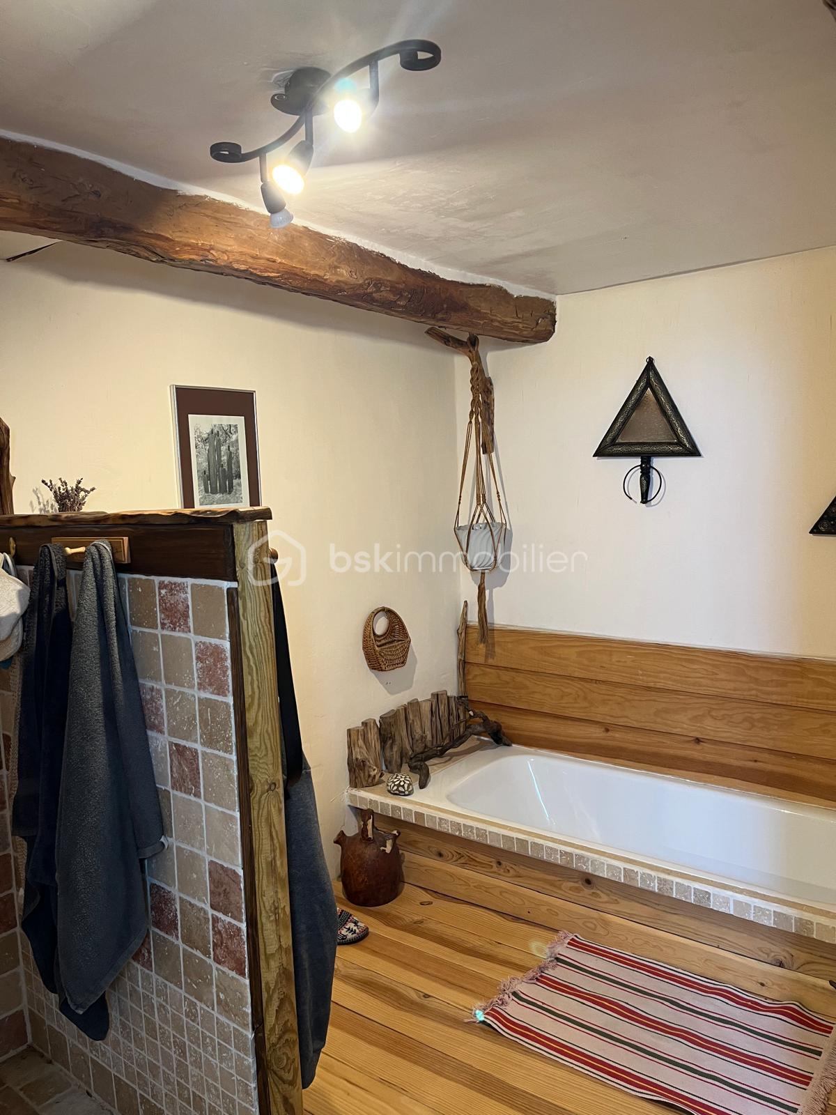 Maison ancienne de 383 m² - IMG-20251017-WA0047.jpg