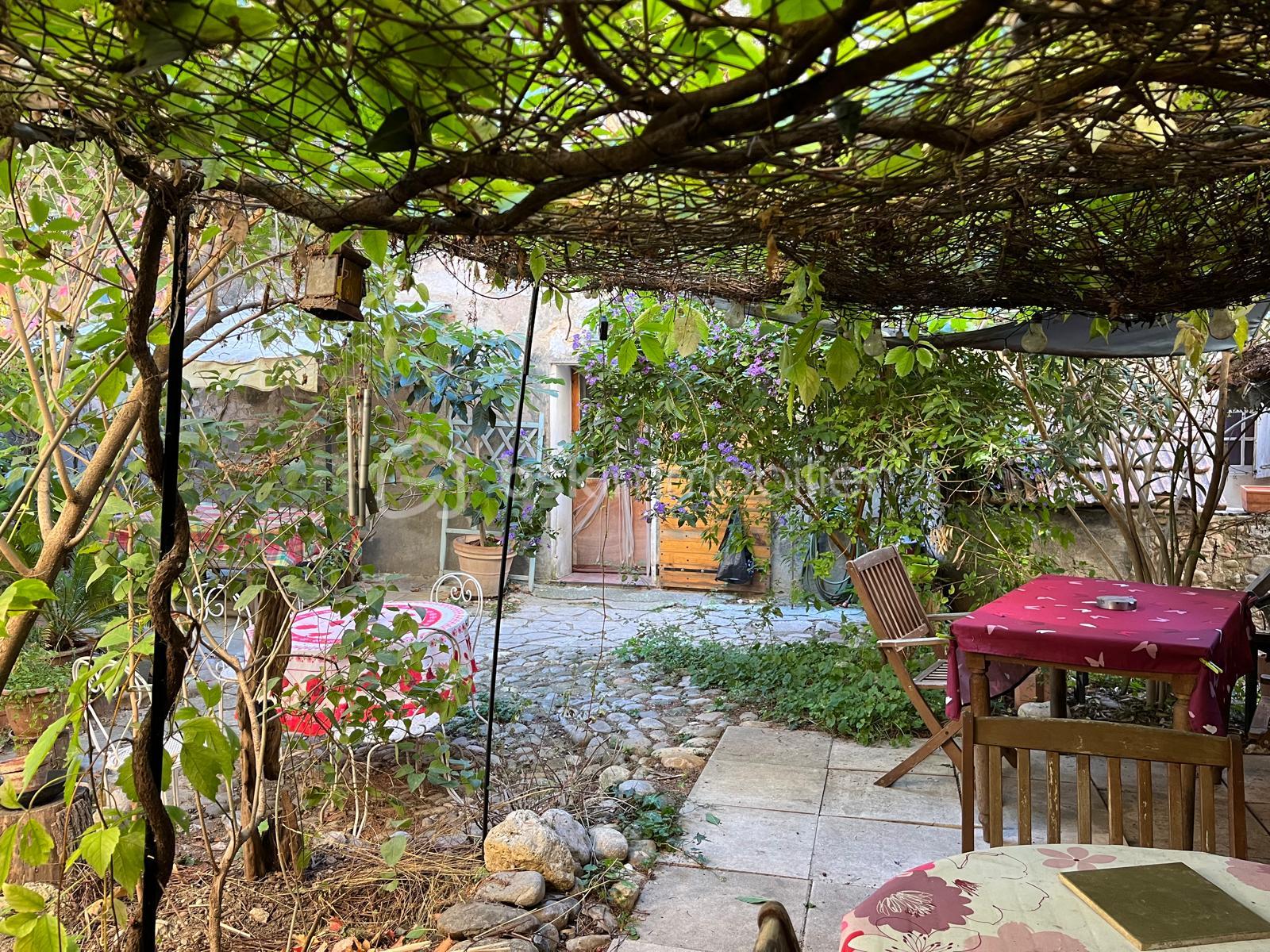 Maison ancienne de 383 m² - IMG-20251017-WA0056.jpg