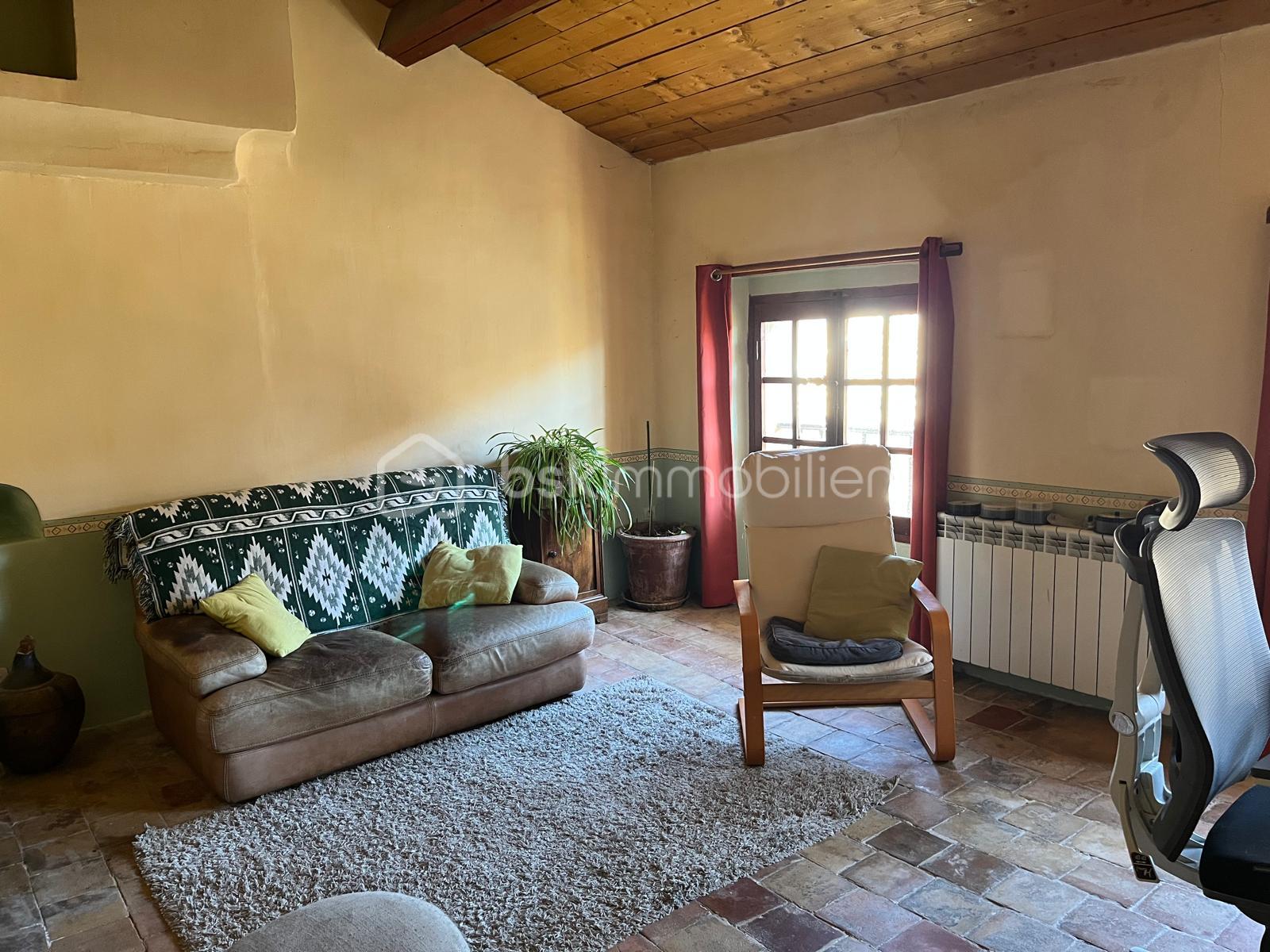 Maison ancienne de 383 m² - IMG-20251017-WA0029.jpg