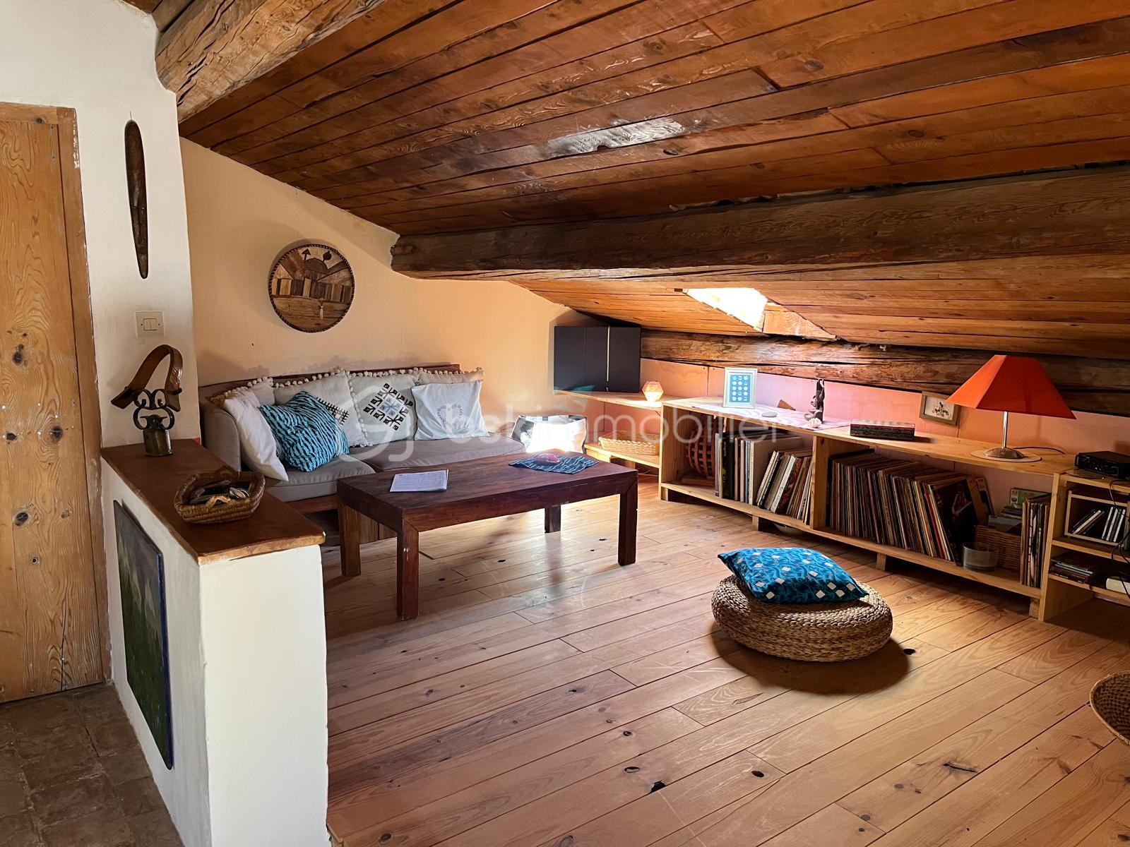 Maison ancienne de 383 m² - IMG-20251017-WA0035.jpg