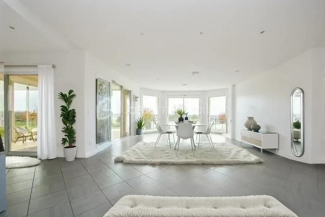 Maison contemporaine de 132,58 m² - hoqi-a2ad27a82f31476297d3cb7b93a7323f.jpg