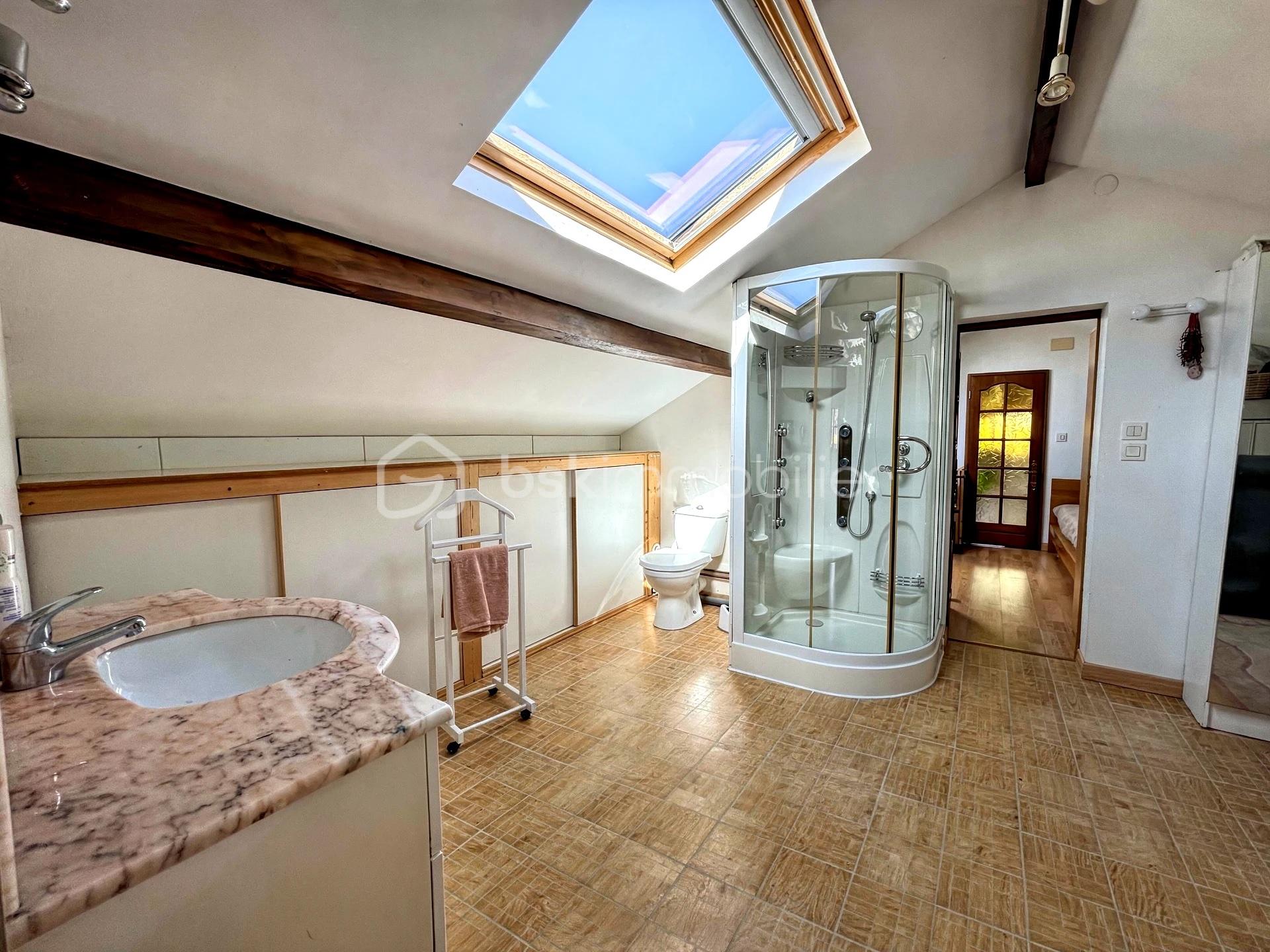 Dury_salle-de-bain_1446dd8e.jpeg