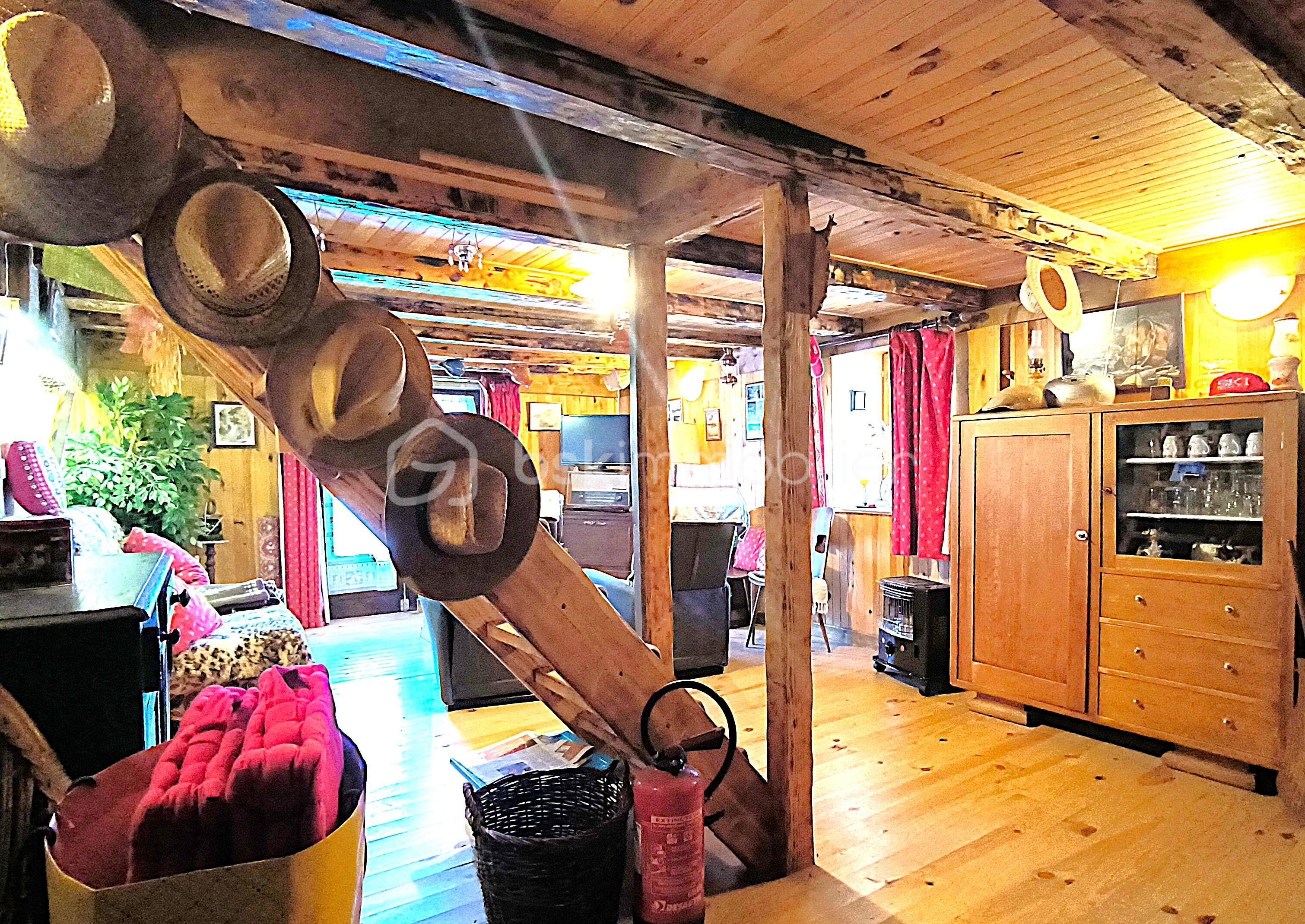 Chalet de 161 m² - 1744204619608 NEW.jpg