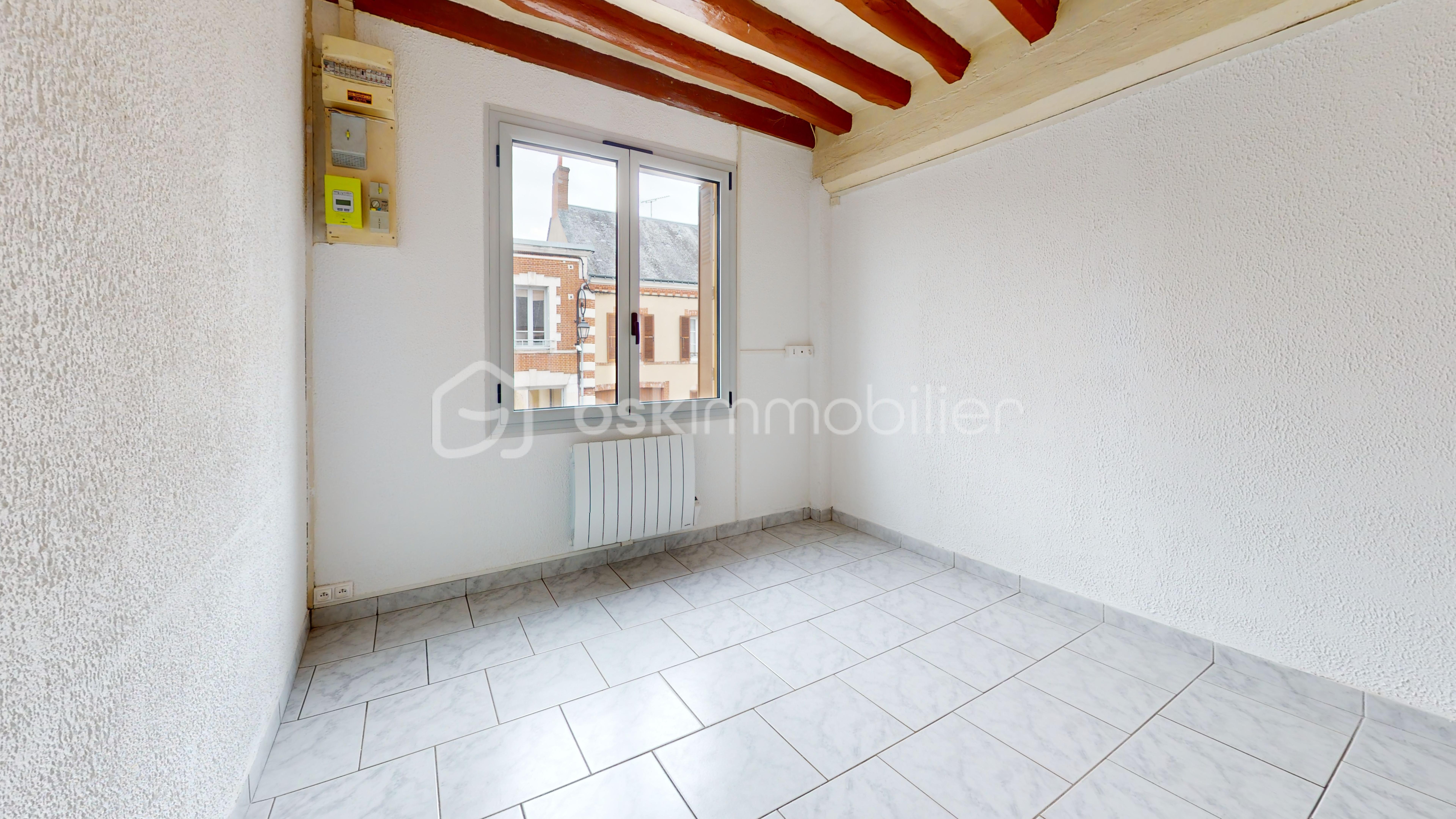 Appartement de 50 m² - T2-BELLEGARDE-Bedroom 2.jpg