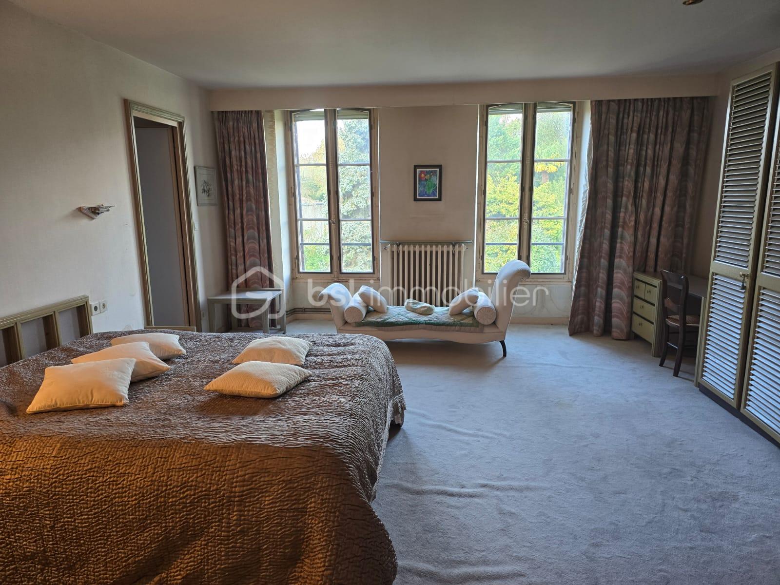 Maison de 297 m² - CHAMBRE 3.jpg