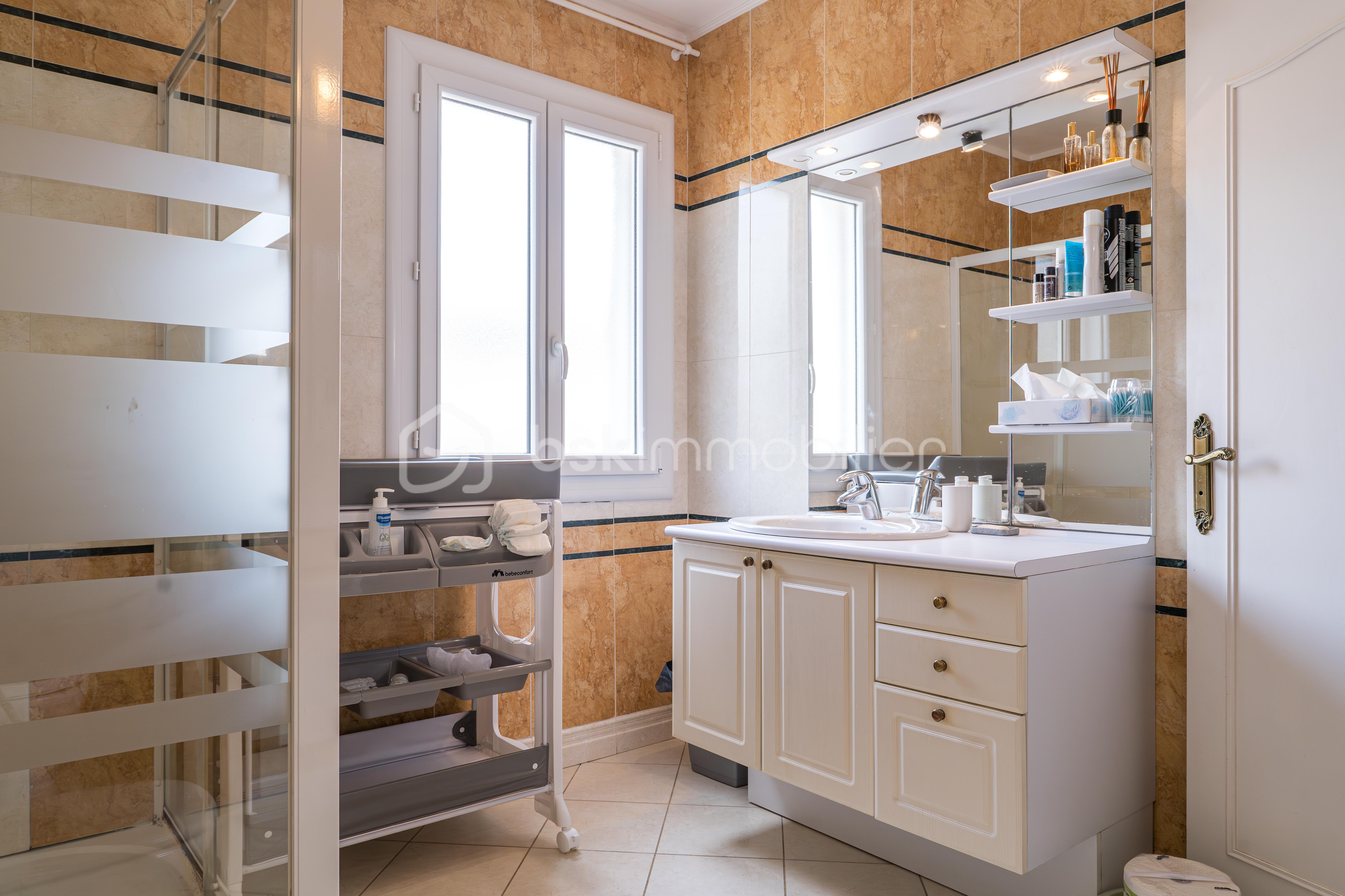 Maison traditionnelle de 176 m² - Lady-sirine-41.jpg