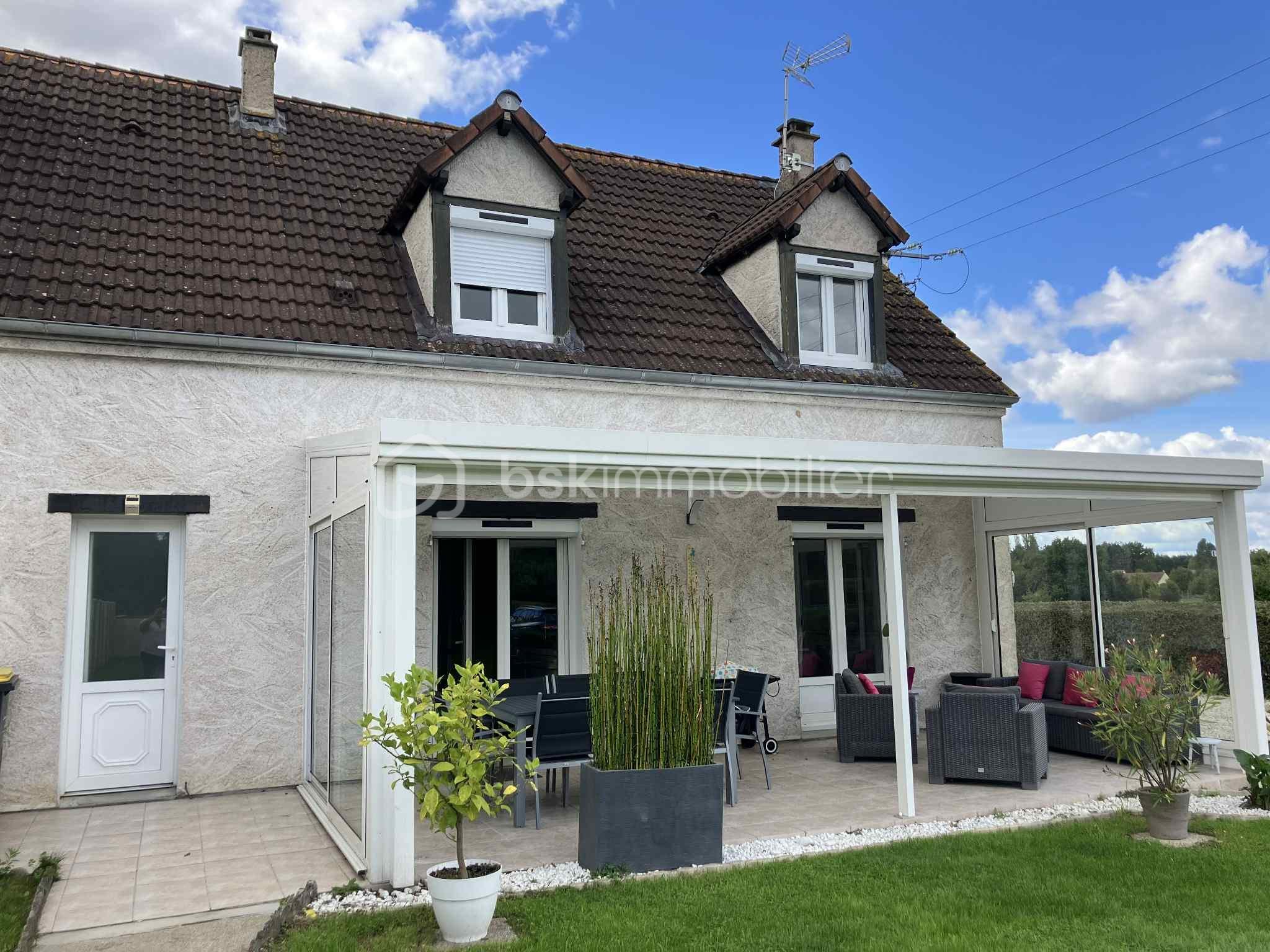 Maison 5 pièces 104 m² · à Mereau · 104 m² · 44 990 €
