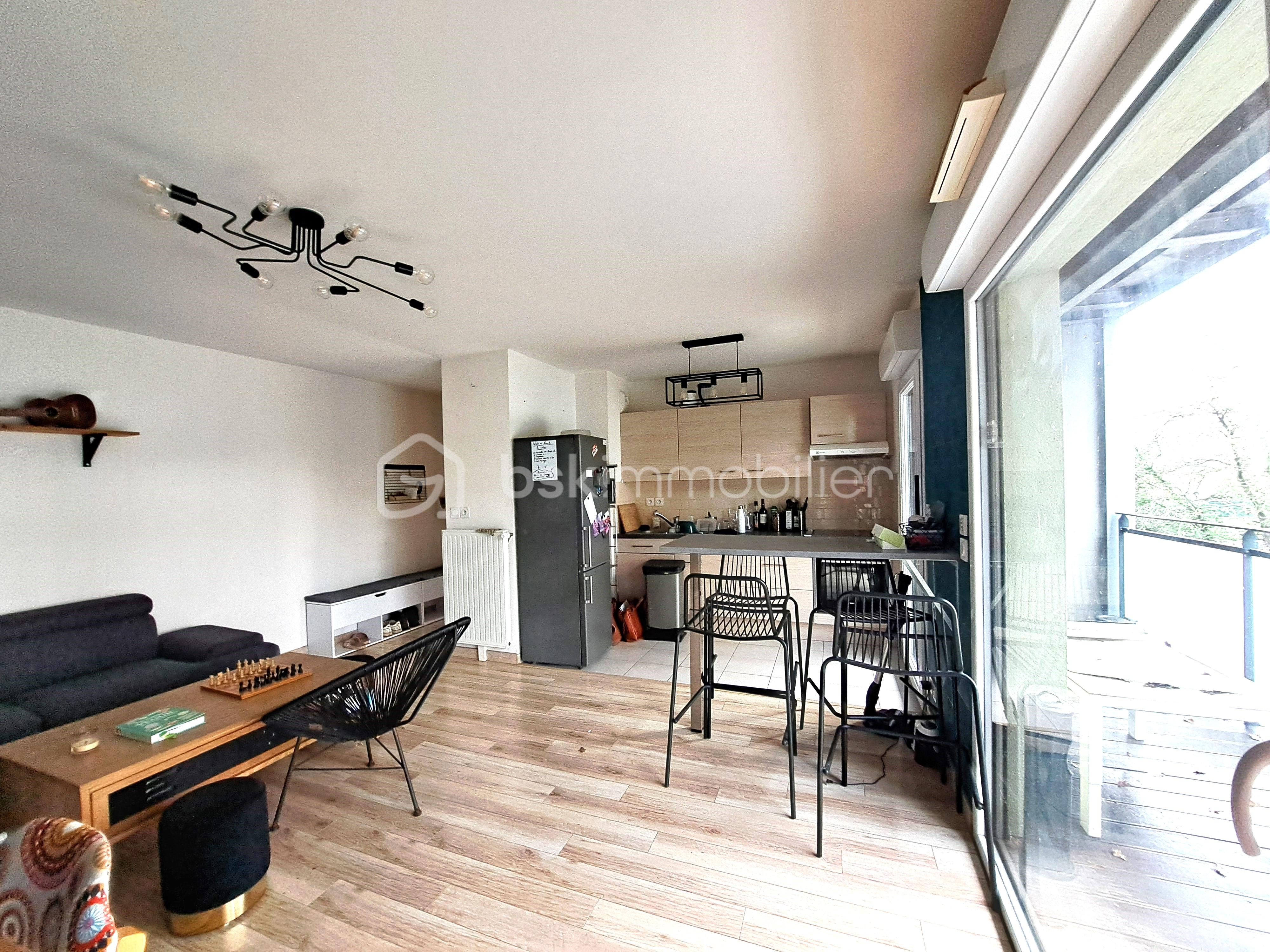 Appartement de 57,64 m² - salle retouchée encore.jpg