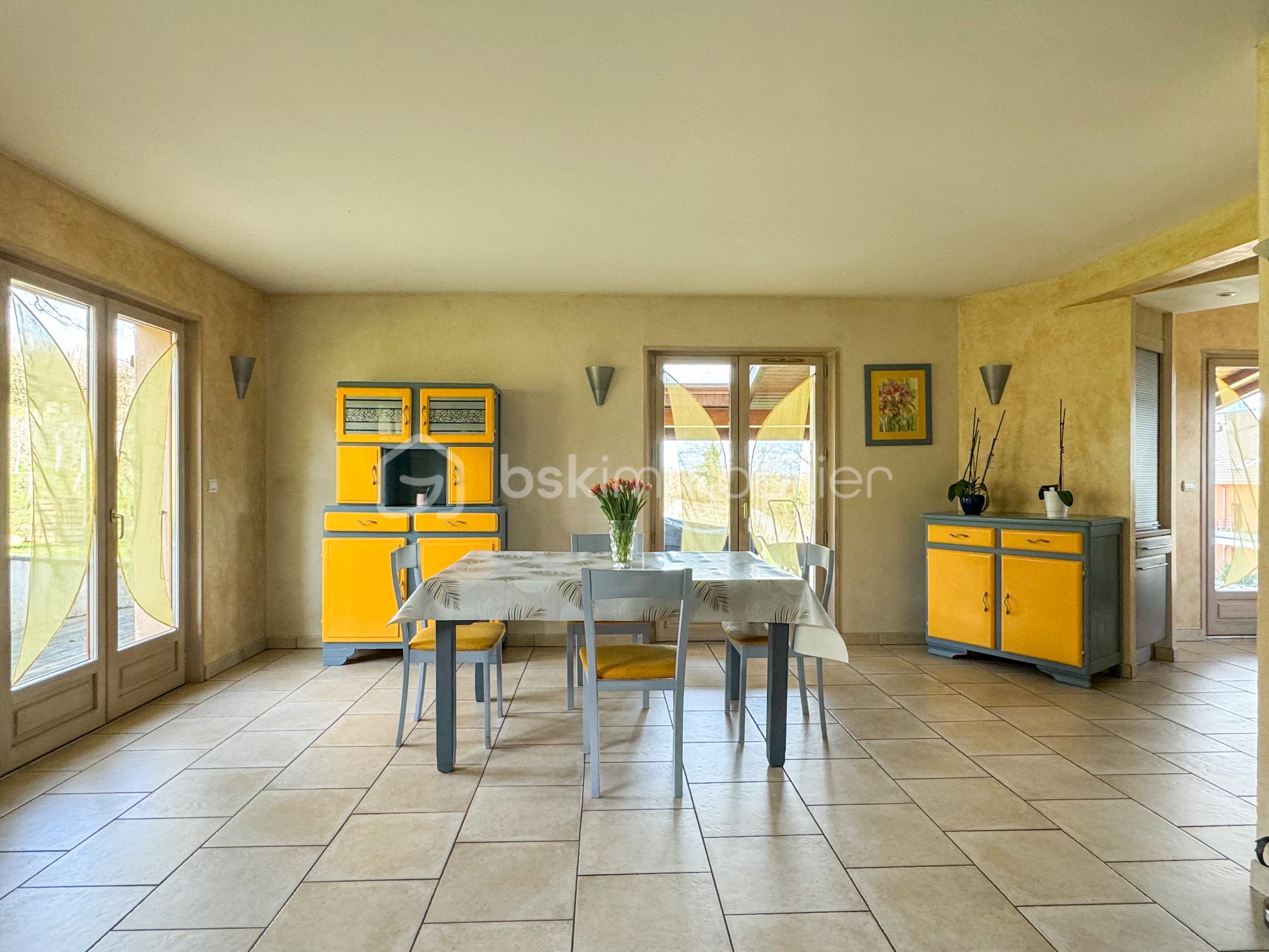 6 - Salle à manger.jpg