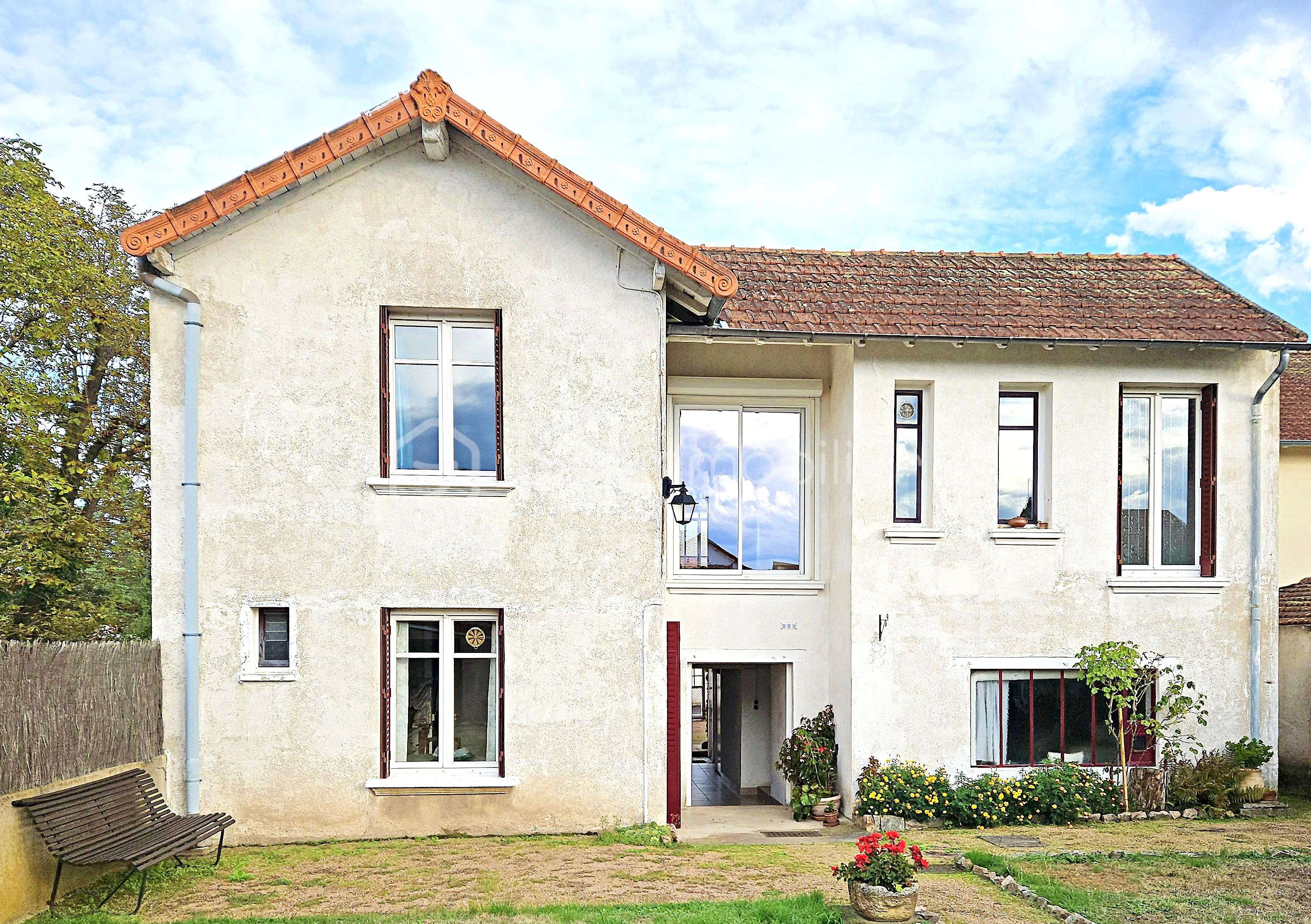 Maison de 94,20 m² - Vue arrière.jpg