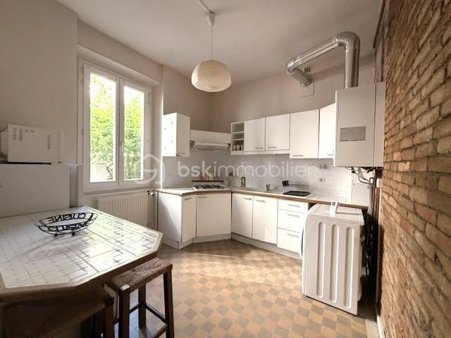 Photo cuisine avec fenêtre.jpeg
