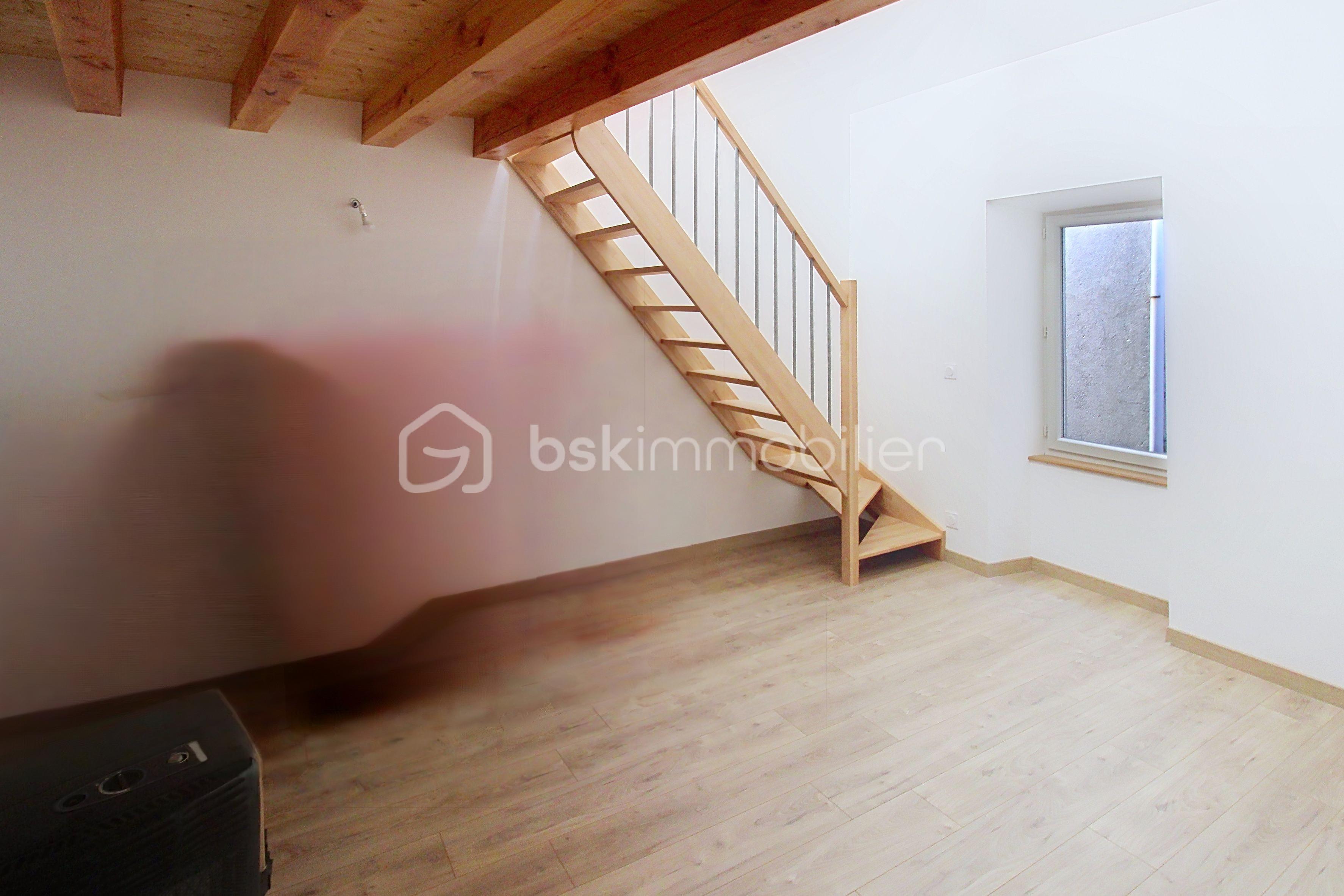 Maison de village de 130 m² - demo-tour-10-main-street_00028.jpeg