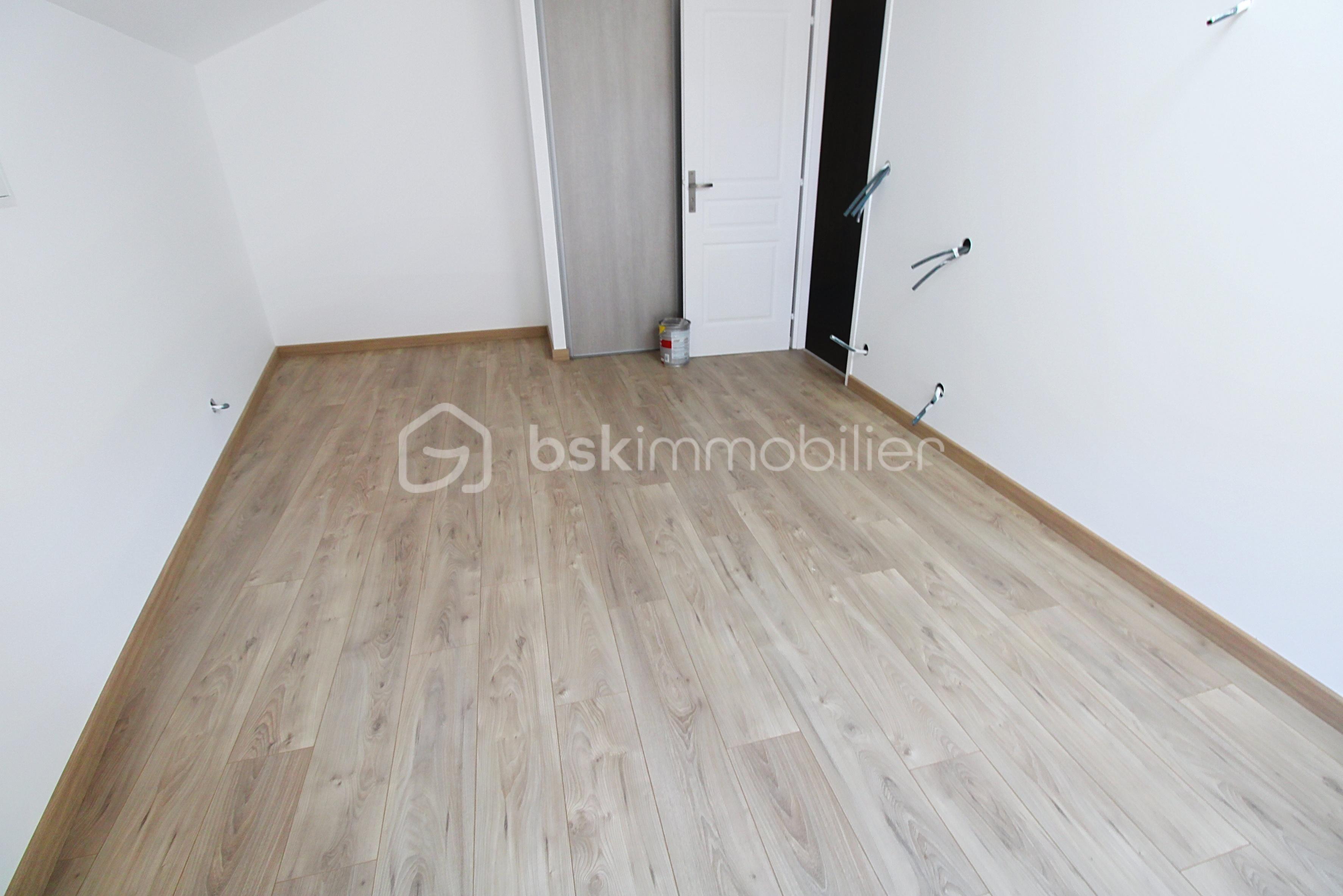 Maison de village de 130 m² - demo-tour-10-main-street_00014.jpeg