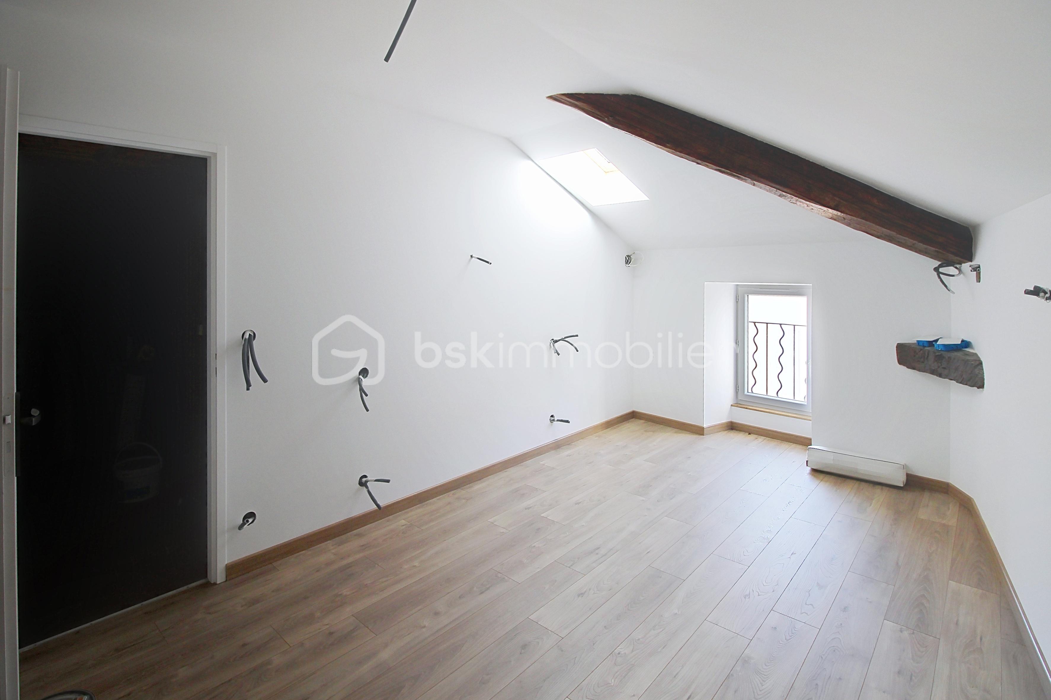 Maison de village de 130 m² - demo-tour-10-main-street_00015.jpeg