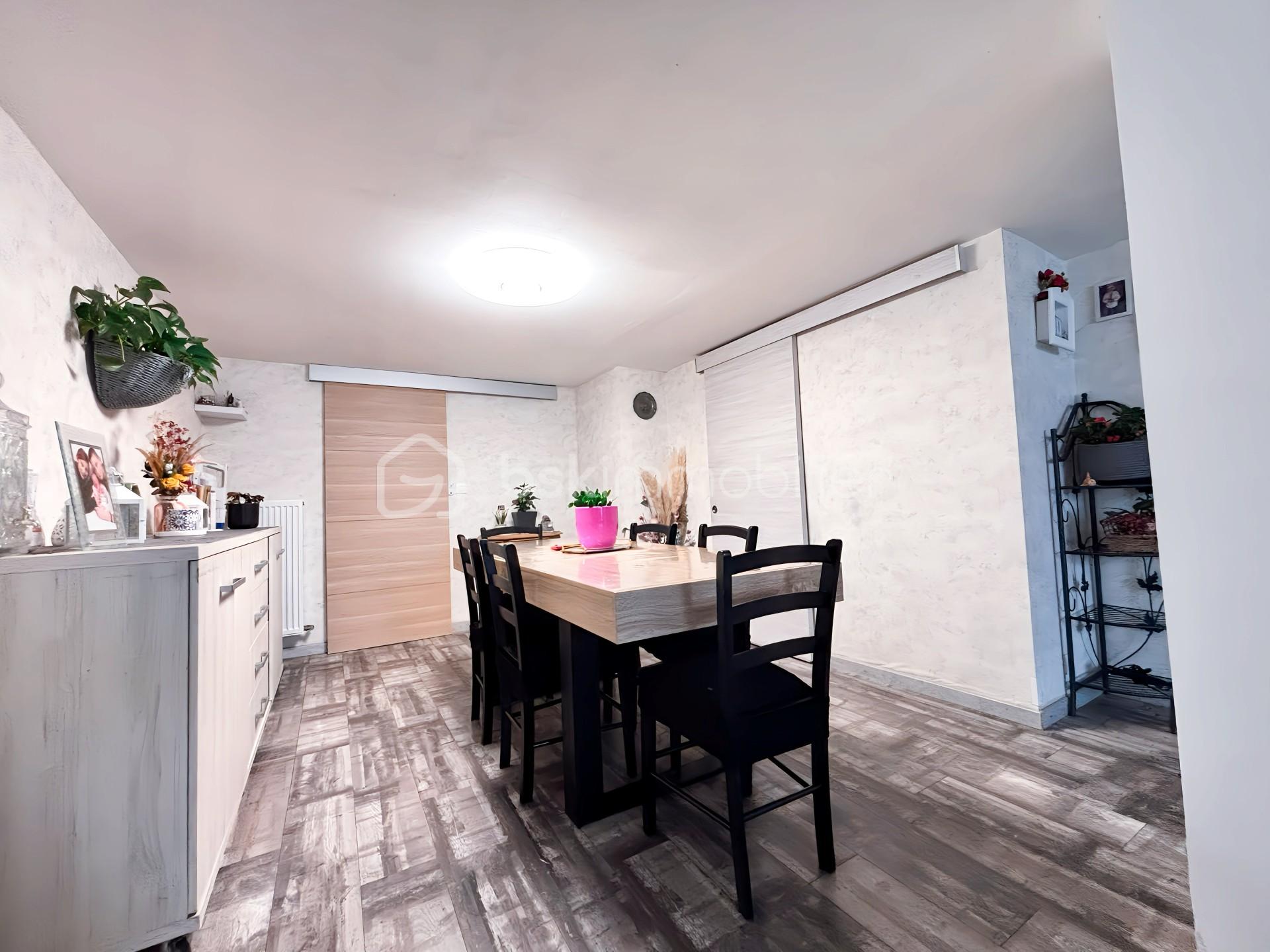 Maison de ville de 121 m² - thumbnail_IMG_2537.jpg
