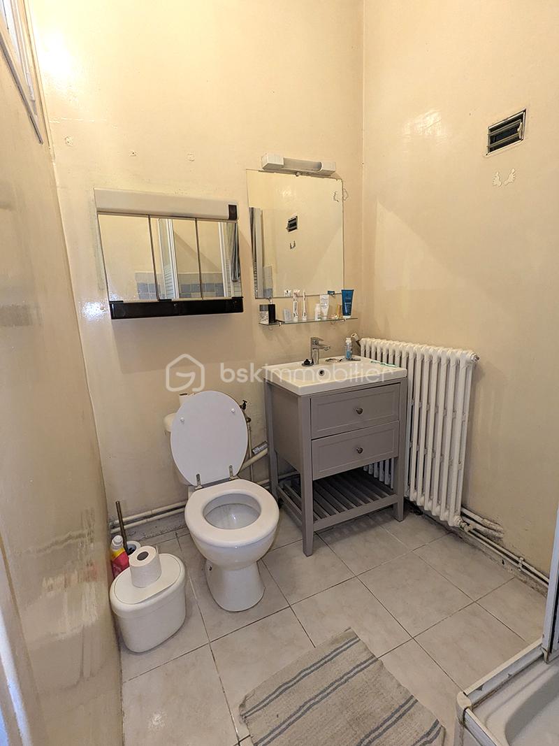Appartement de 50 m² - Douche 2.jpg