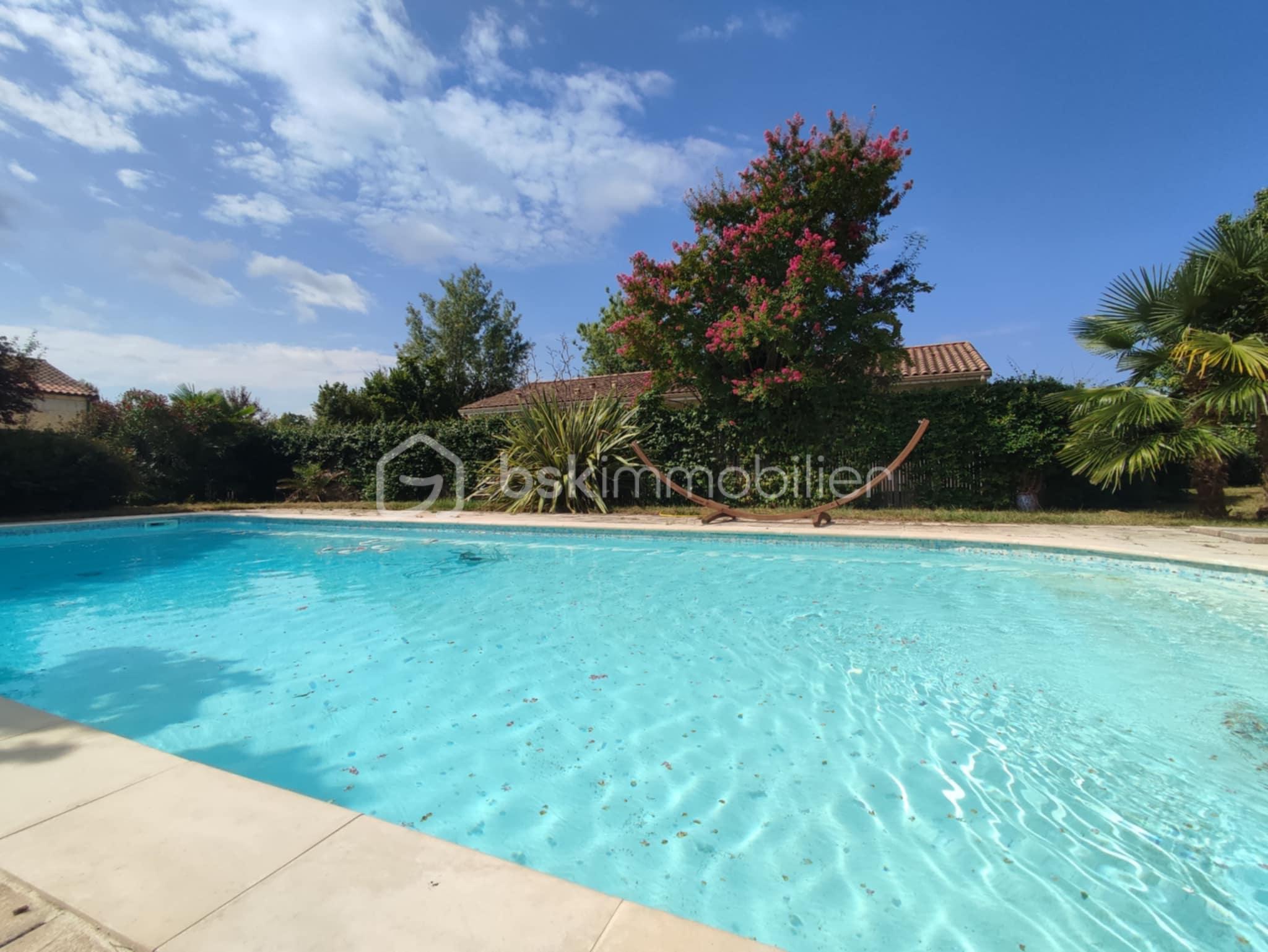 Maison traditionnelle de 175 m² - 15df6019-91d0-40ba-bda4-2f0cb3ff516d.jpeg