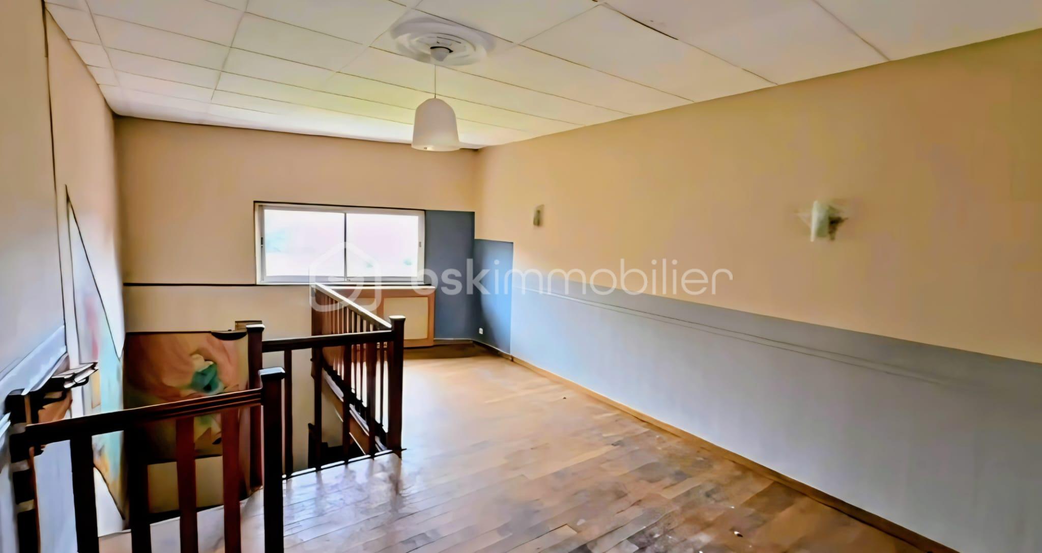 Local d activites de 128 m² - Photo 2 st amand.jpg