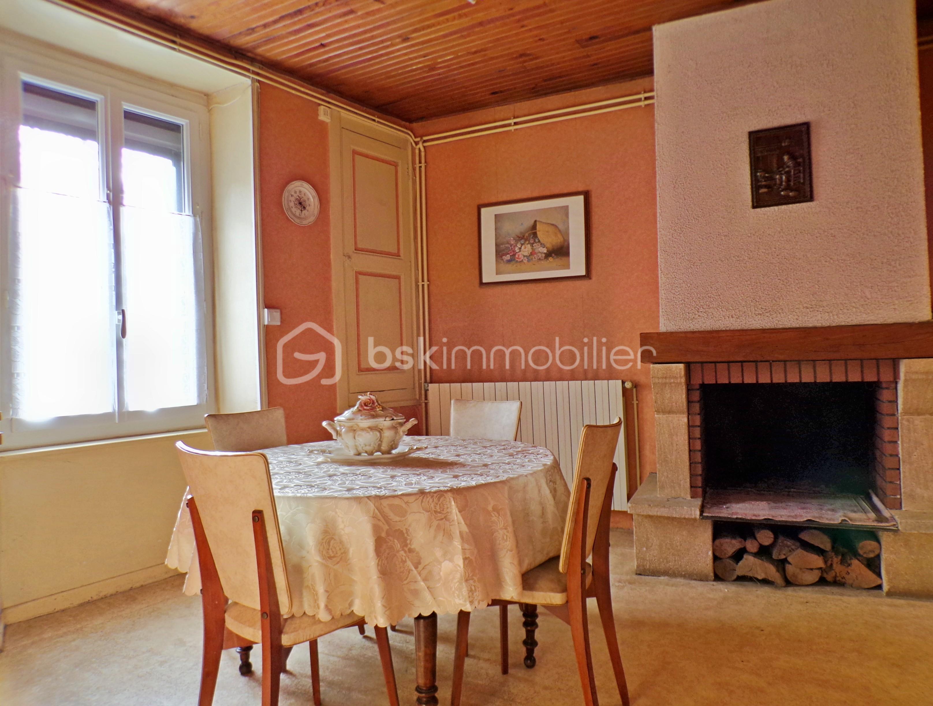 Maison de village de 84 m² - Salle à manger.JPG