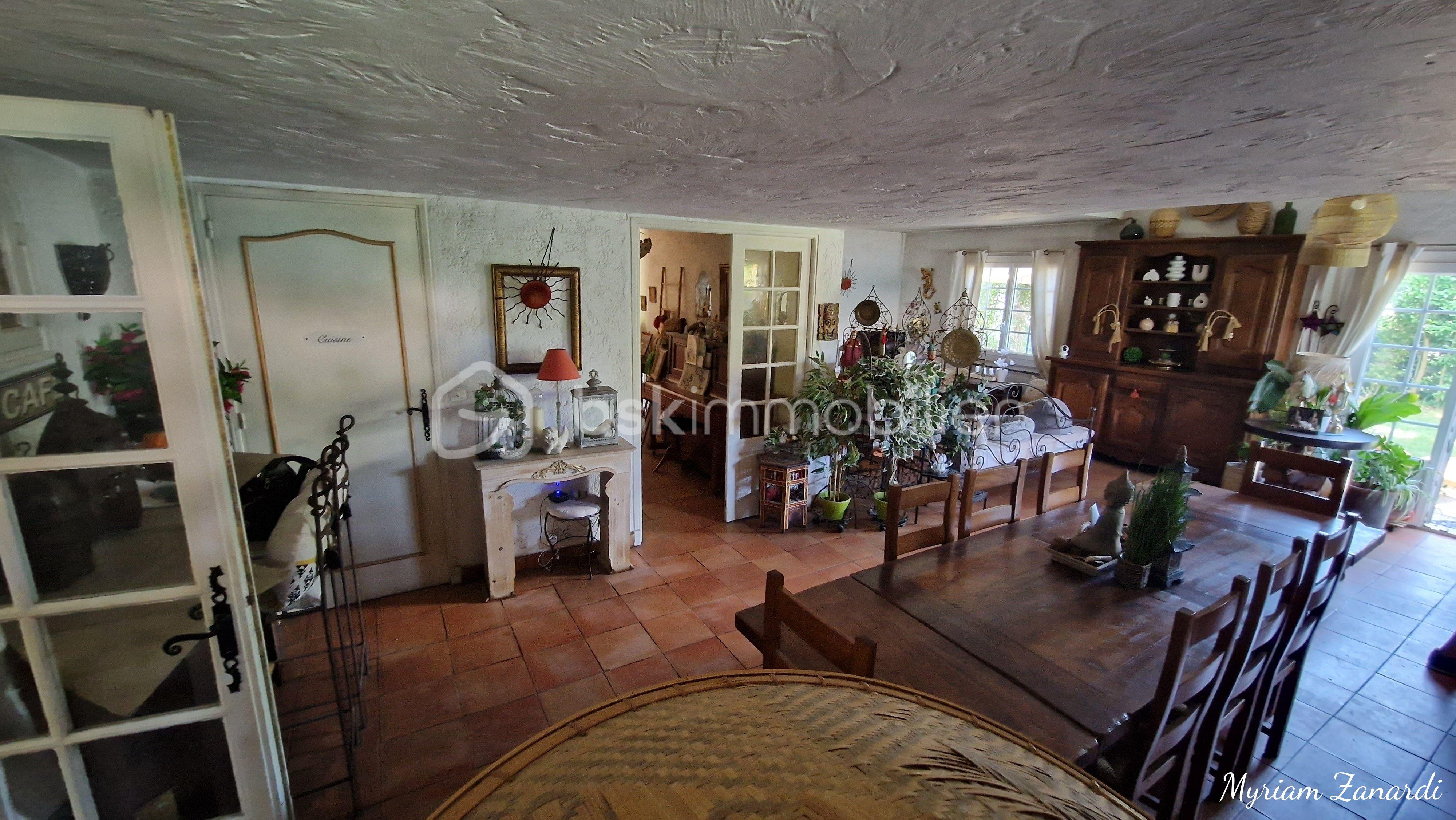 Maison de 187 m² - 4 5.jpg