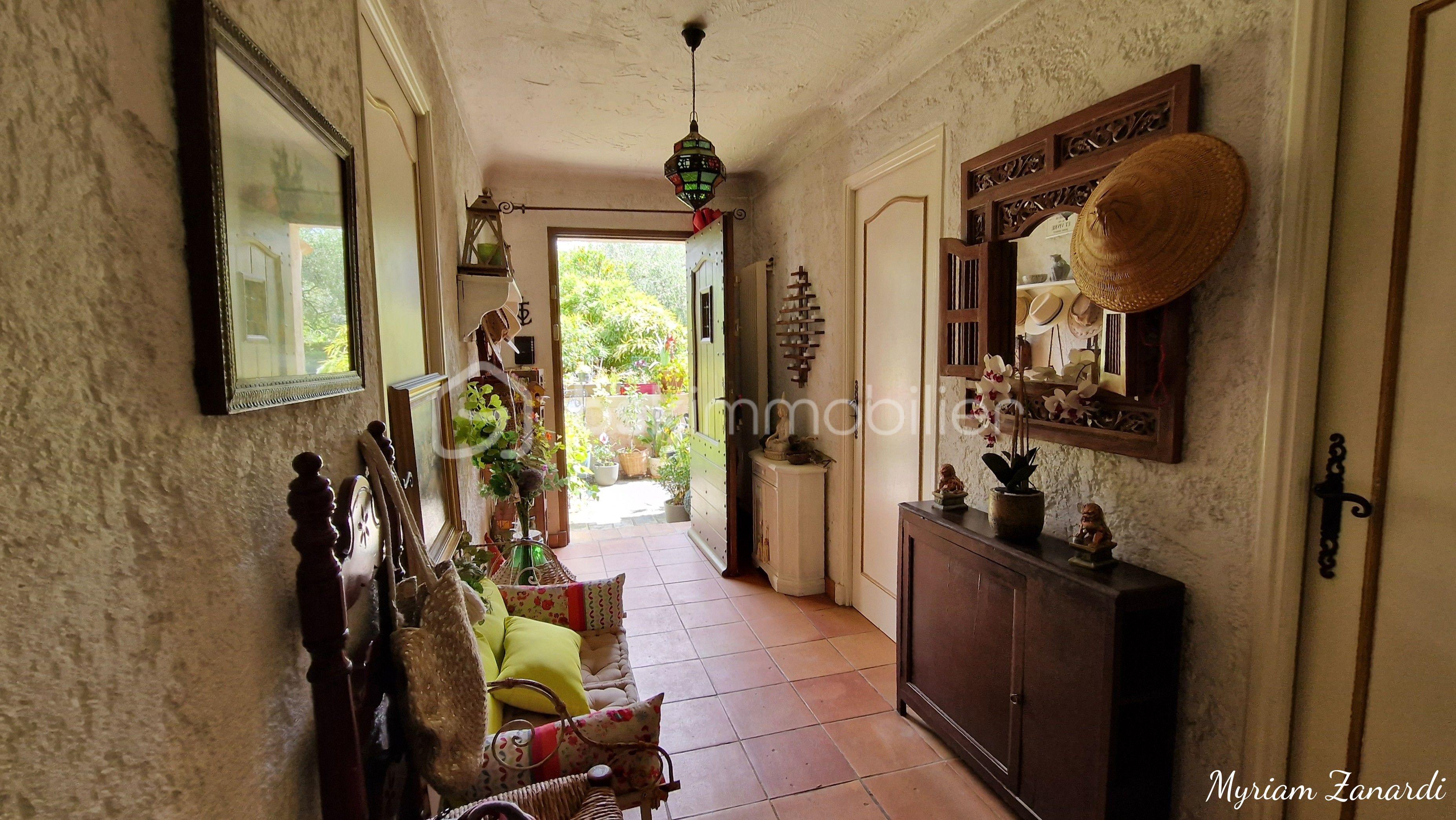 Maison de 187 m² - 14 1.jpg