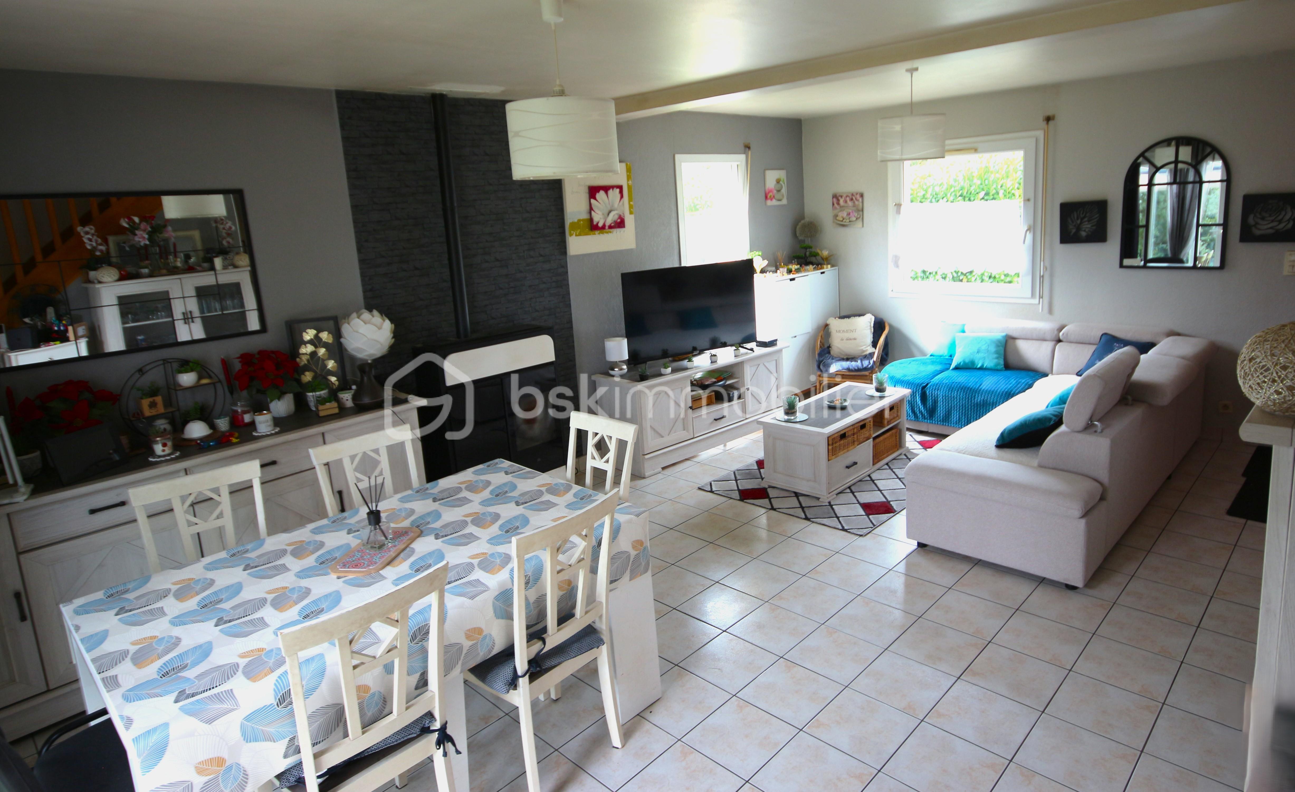 Salon vu de l'escalier.JPG