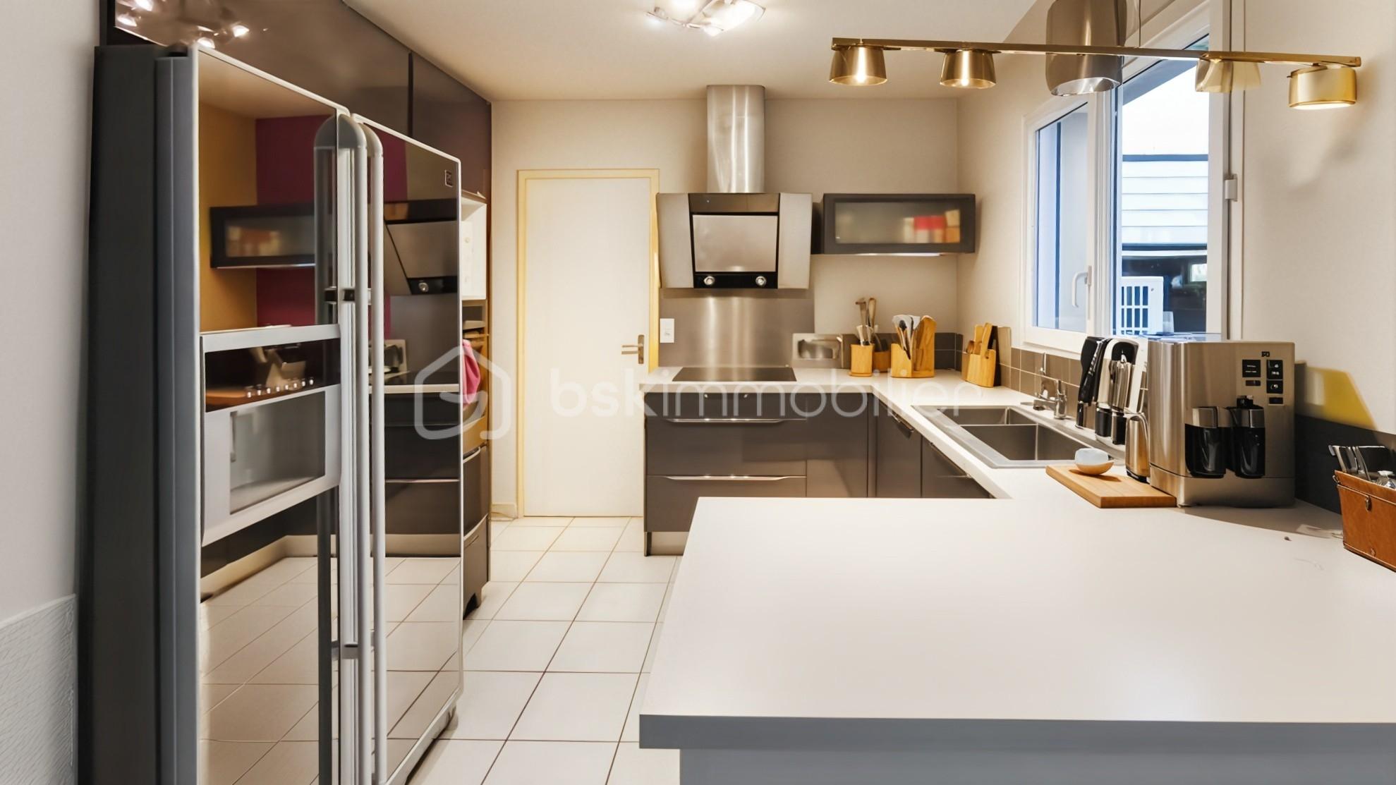 Pavillon de 123 m² - IMG_20251125_WA0151_f899.jpg