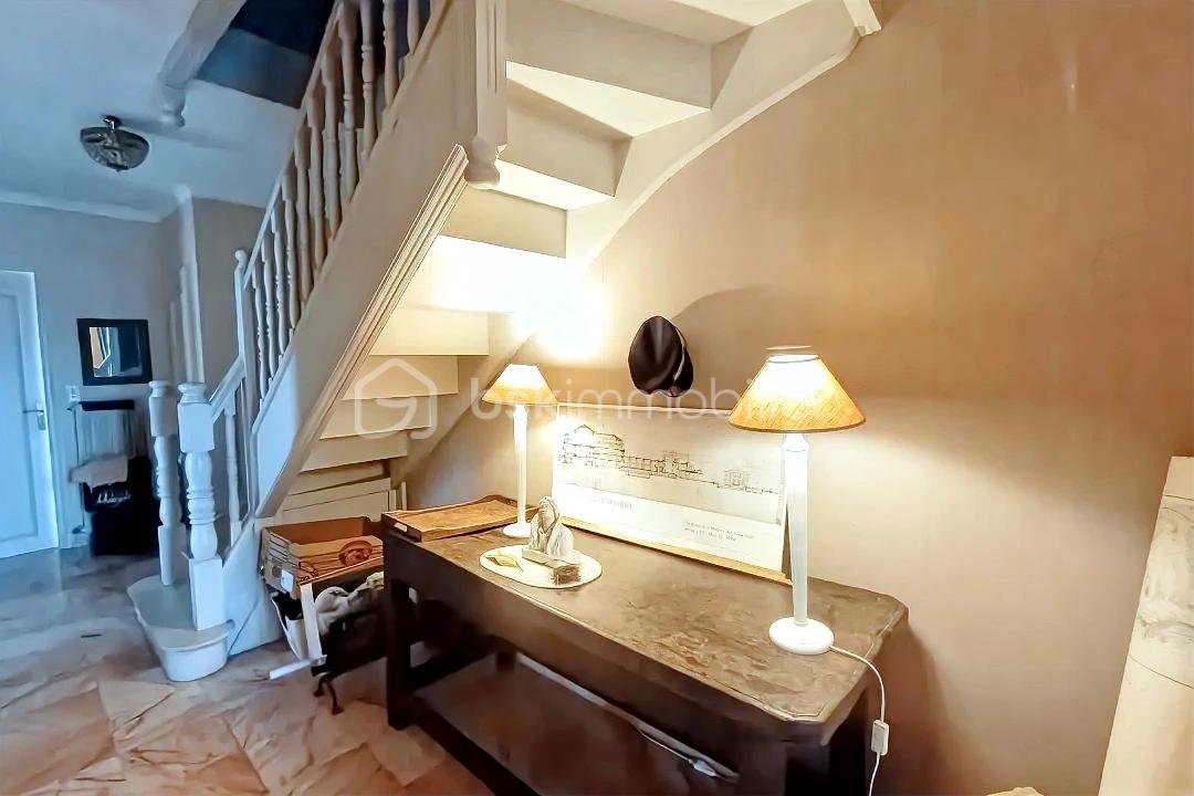 Maison de 225 m² - hoqi-3399c805c16c48b4a9cc7f8d450a47ef.jpg