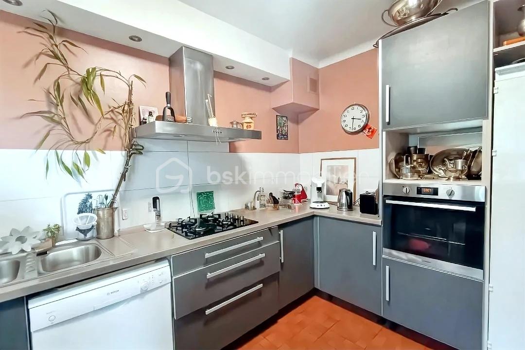 Maison de 225 m² - hoqi-23b00d5bec4445769280acd1edc9aace.jpg