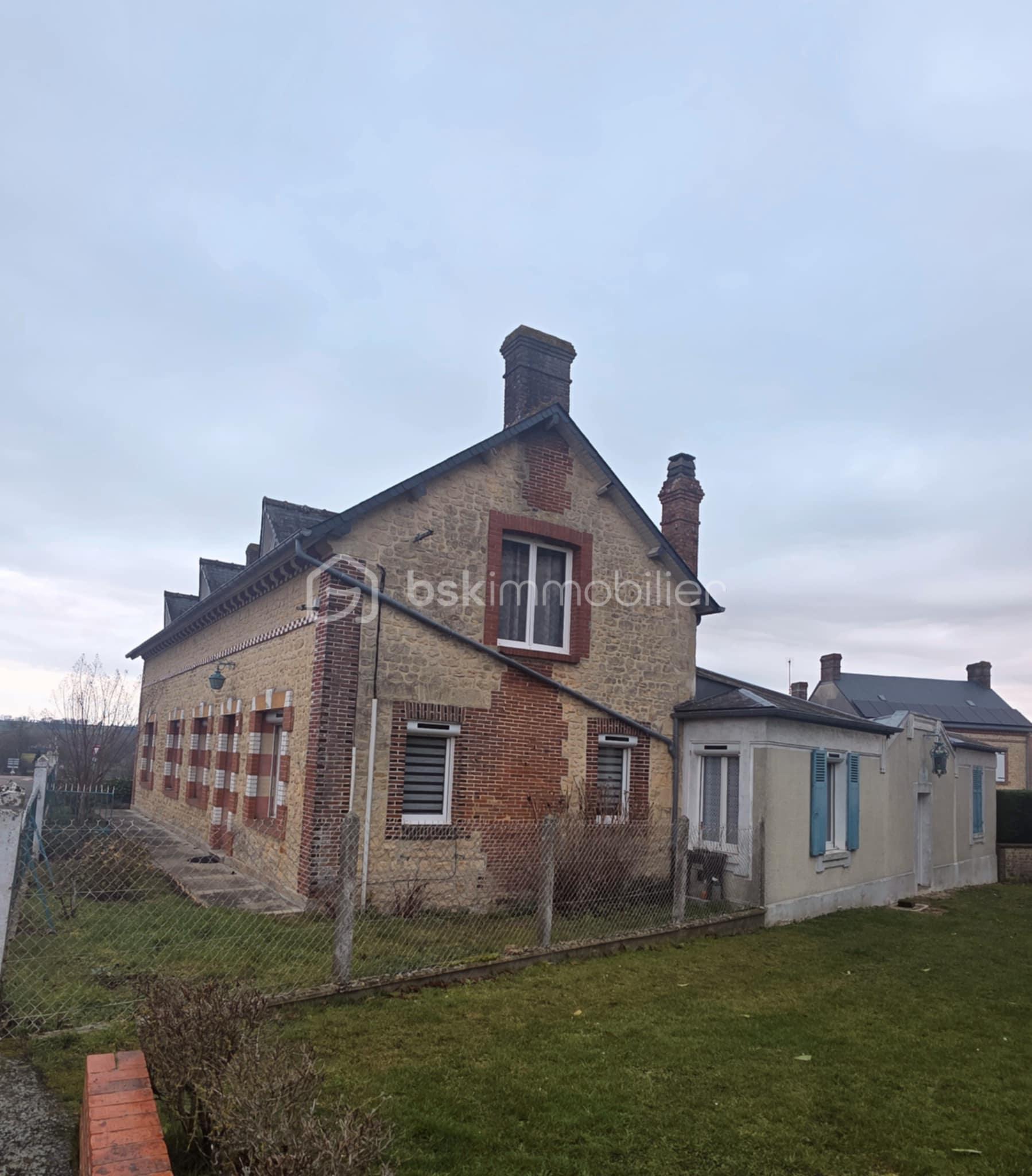 Maison de 190 m² - 4396493e-20ff-410d-a0aa-700a296a27cb.jpg