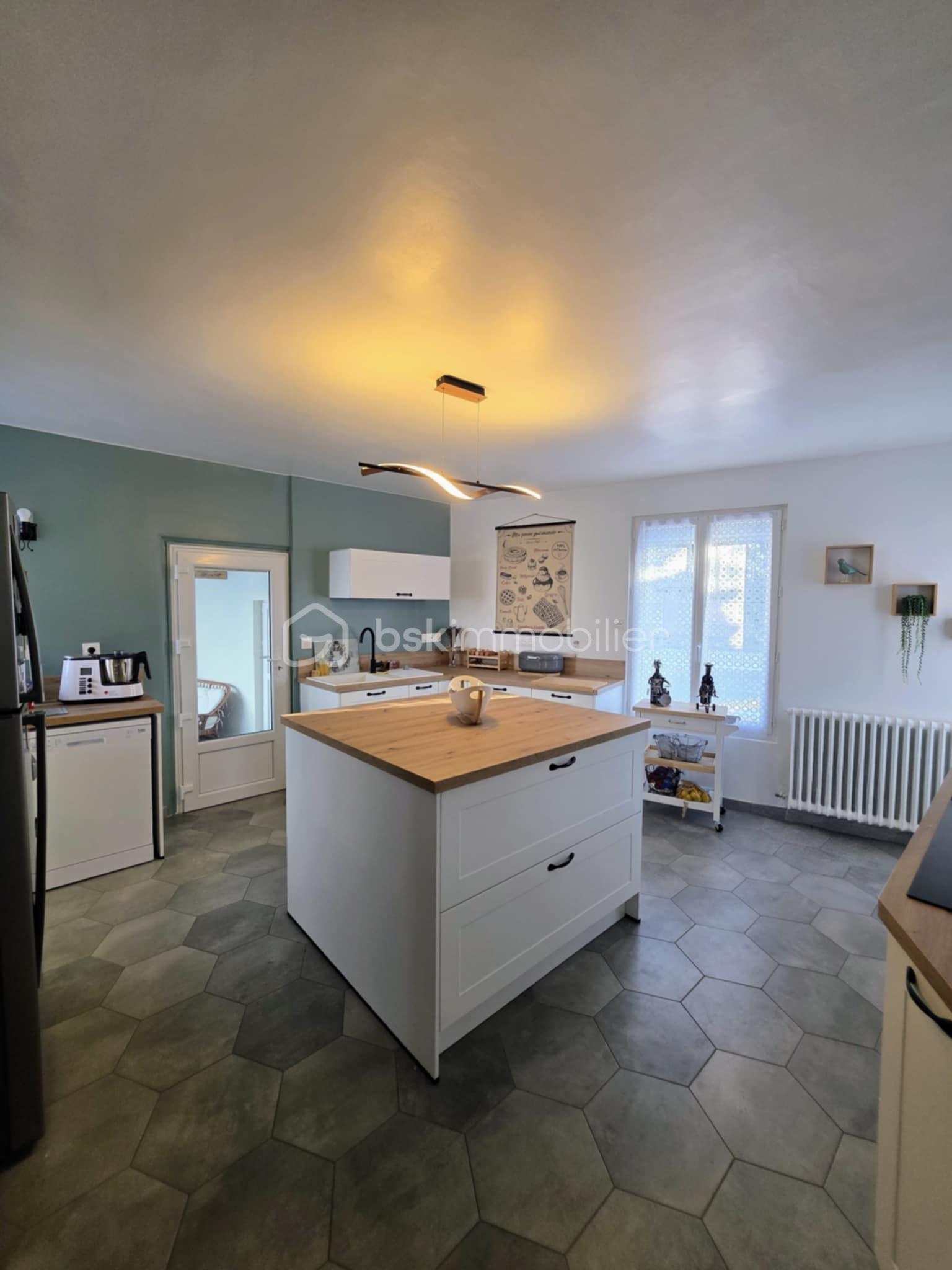 Maison de 190 m² - 6754055d-0e3c-4568-b5ac-9914165ed3e2.jpg