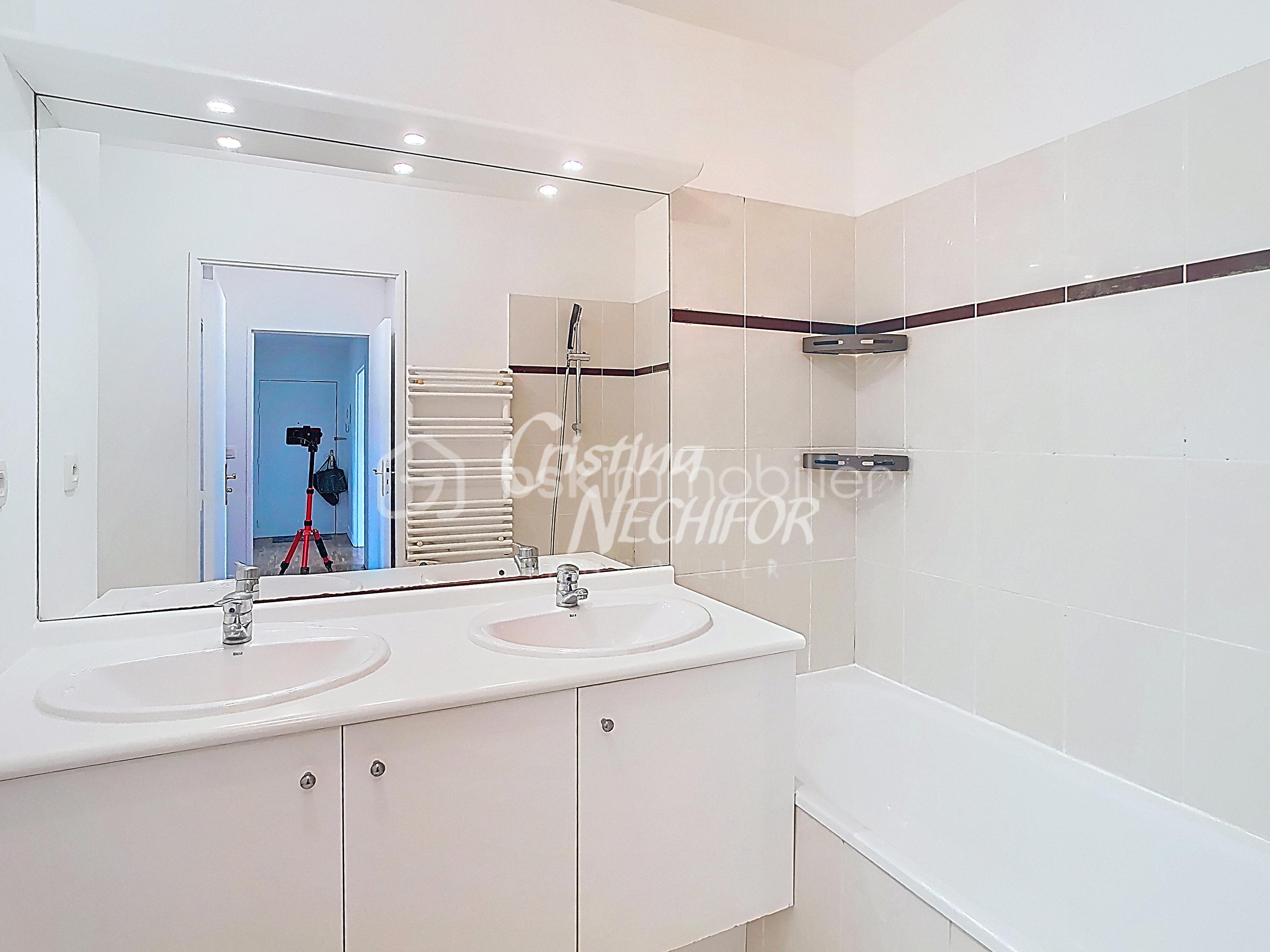 Appartement de 76 m² - paquet_00012.jpg