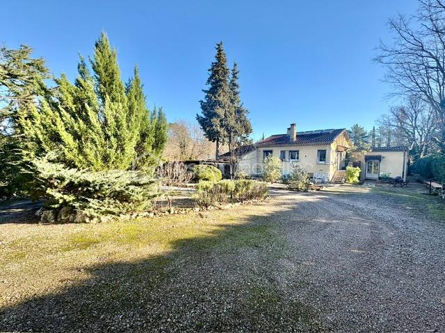 Maison 6 pièces 105 m² · à Tourrettes · 105 m² · 480 000 €