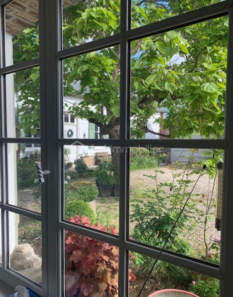 4 LE BOTTIN IMMOBILIER derriere la fenetre.jpg