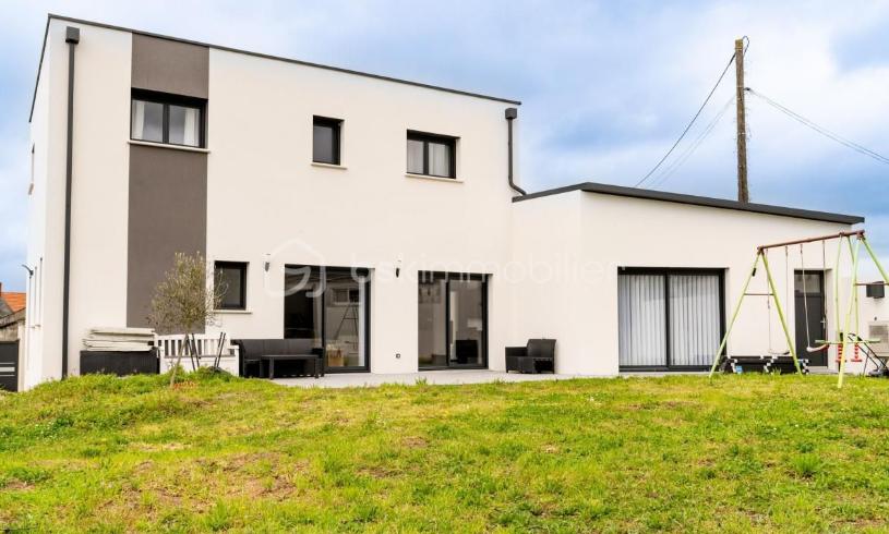 Maison contemporaine de 142 m² - z1.PNG