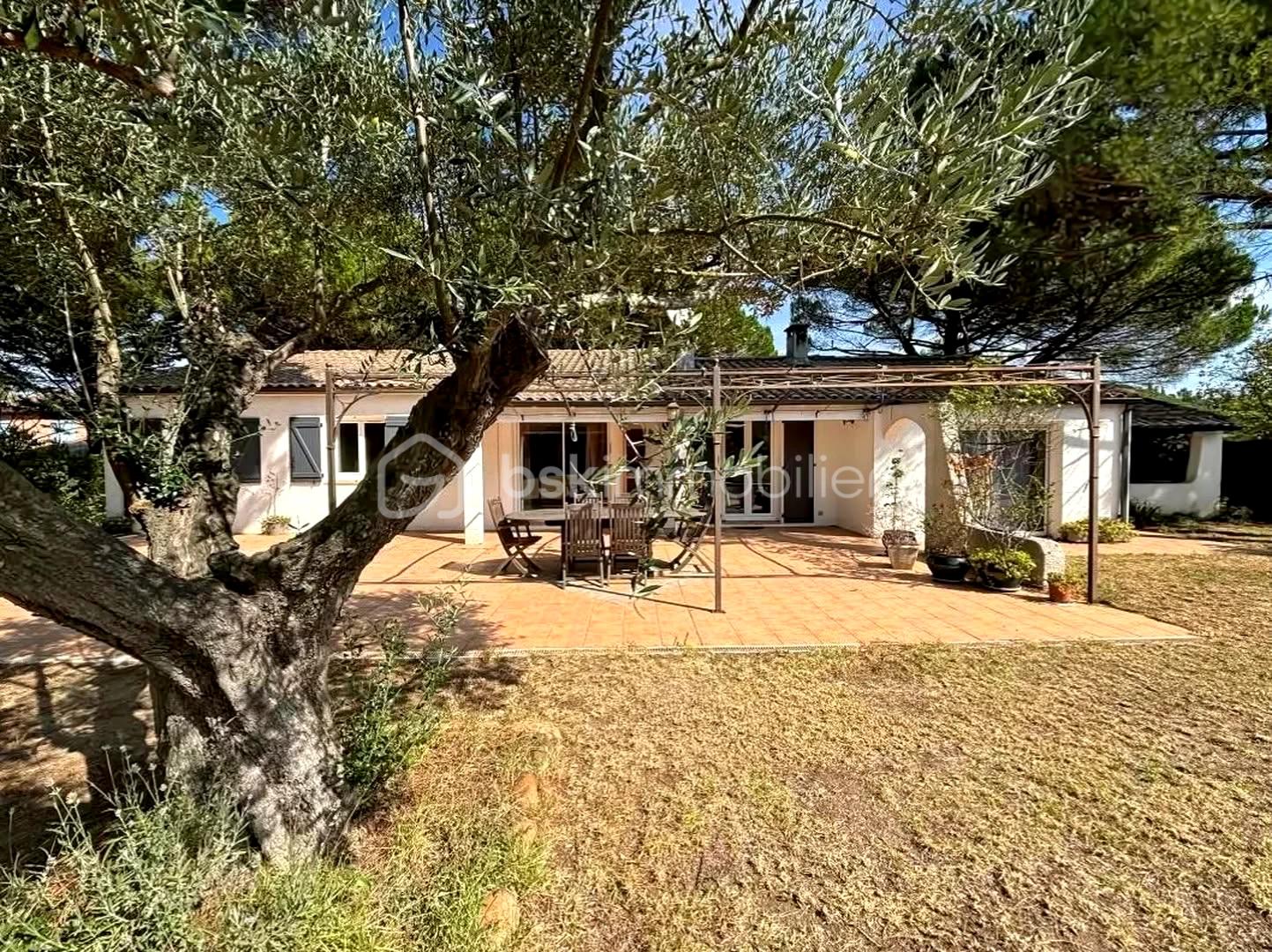 Maison traditionnelle de 130 m² - liloo-downloaderkFamno