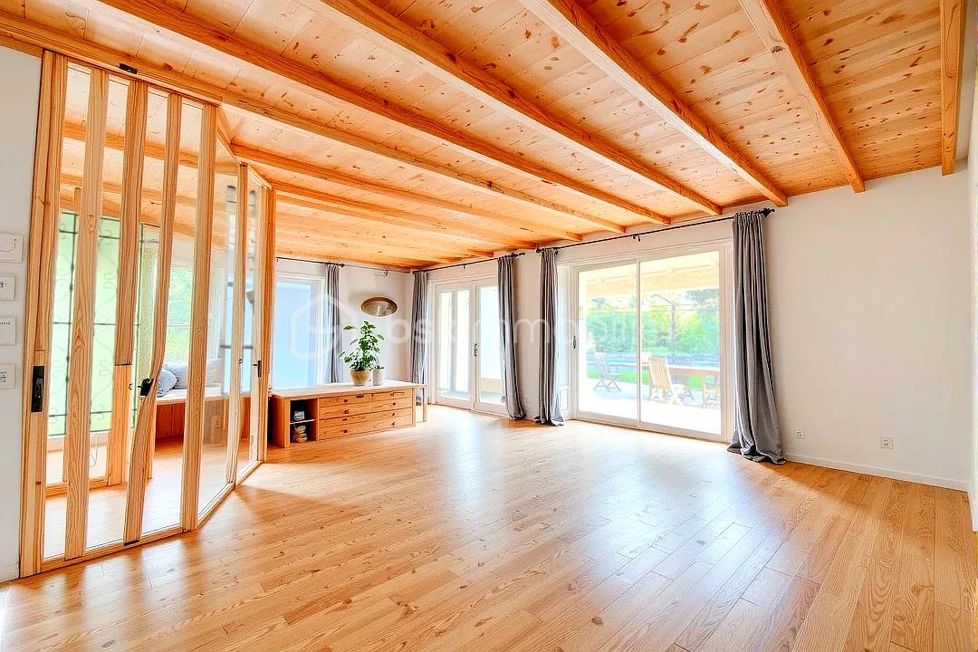 Maison traditionnelle de 130 m² - liloo-downloadertvHpiD