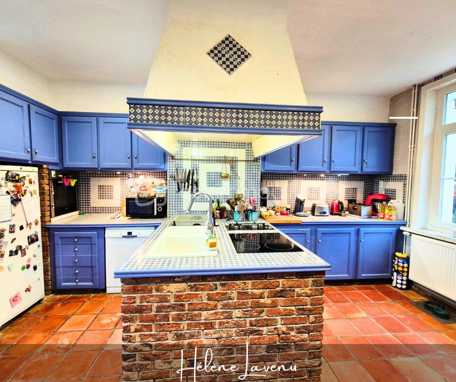 Maison de 271 m² - rOACZ13aWGkr4dgG0I6EFl82EkyQSDCzDaCjm2mv.png