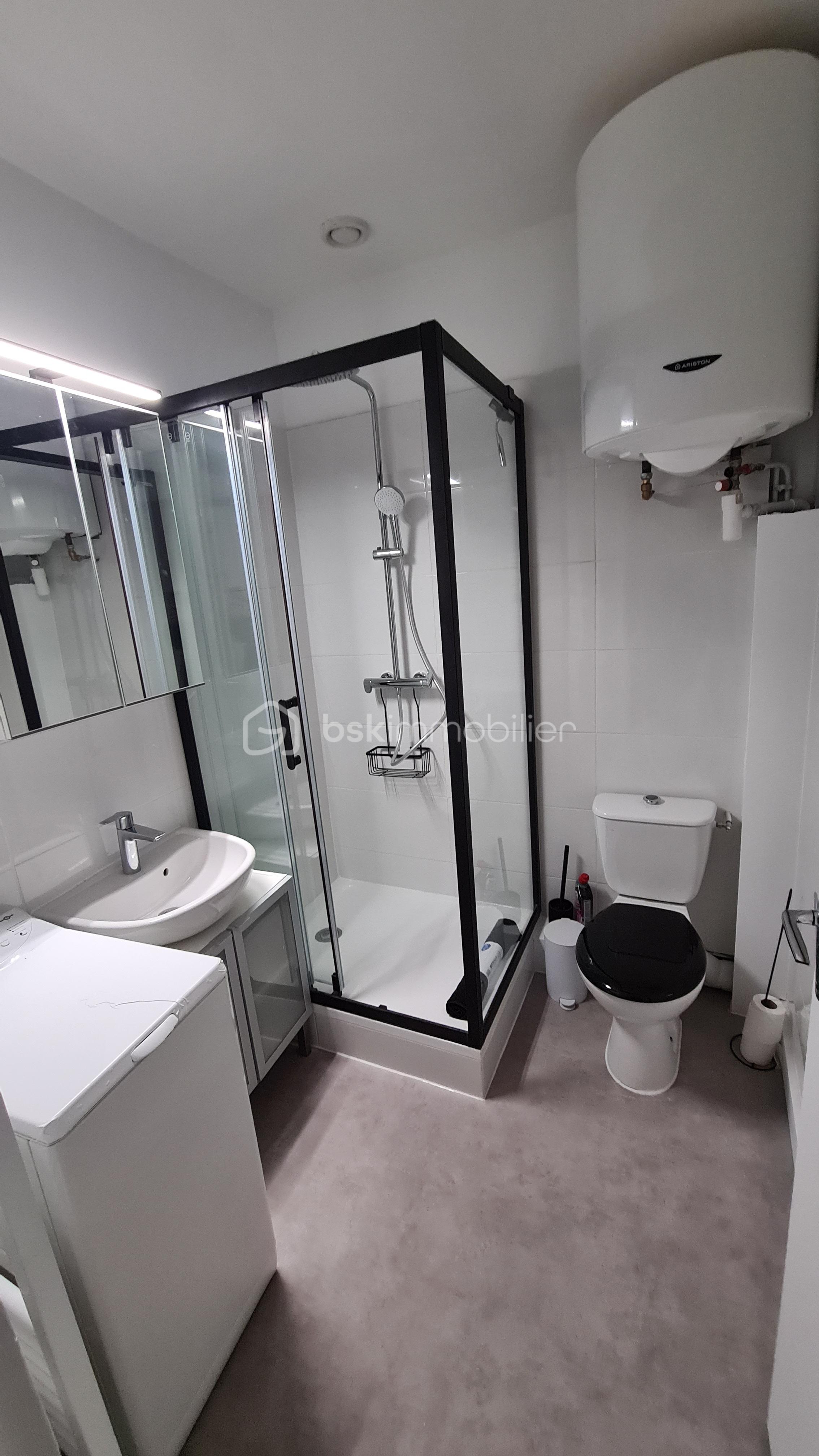 Appartement de 27 m² - sdb2.jpg