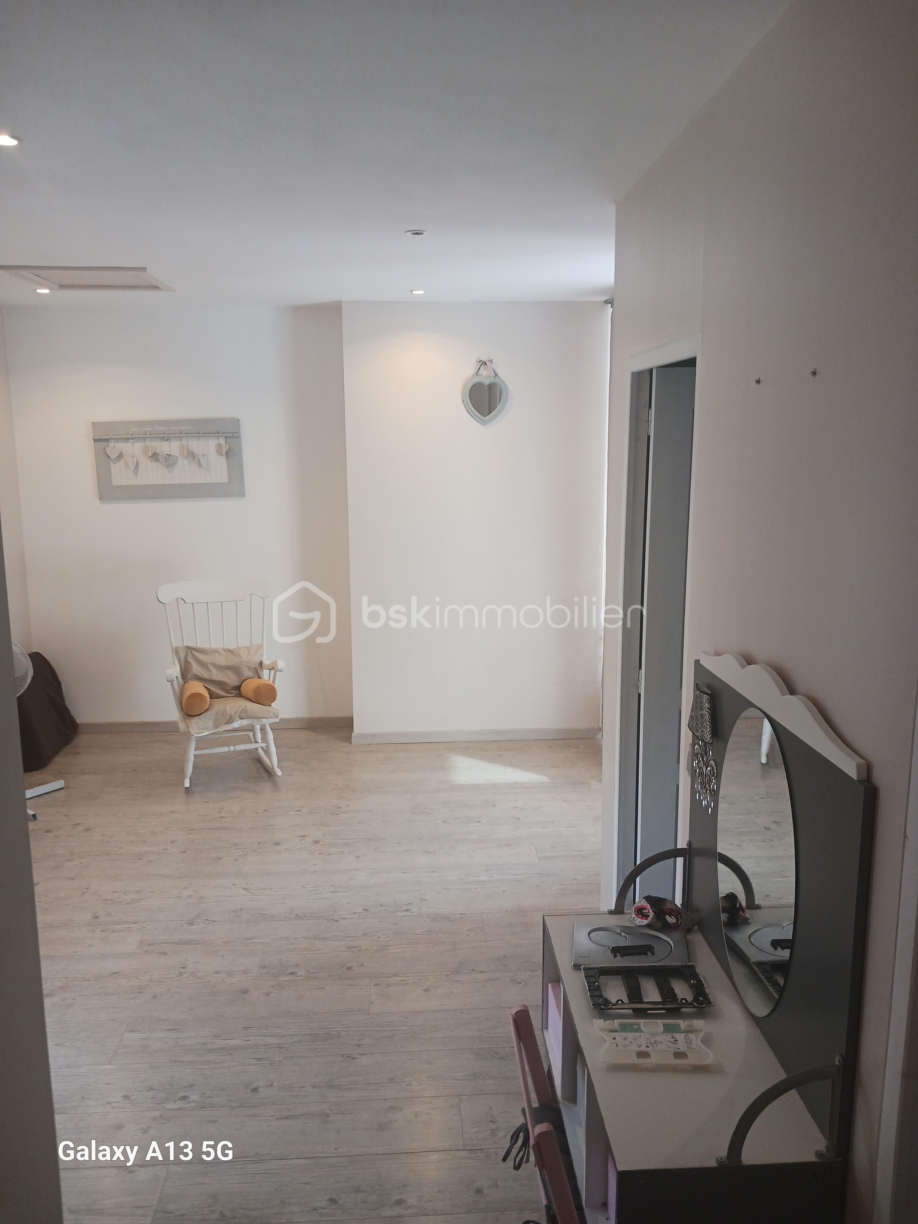 Maison de 176 m² - 20250922_100755.jpg