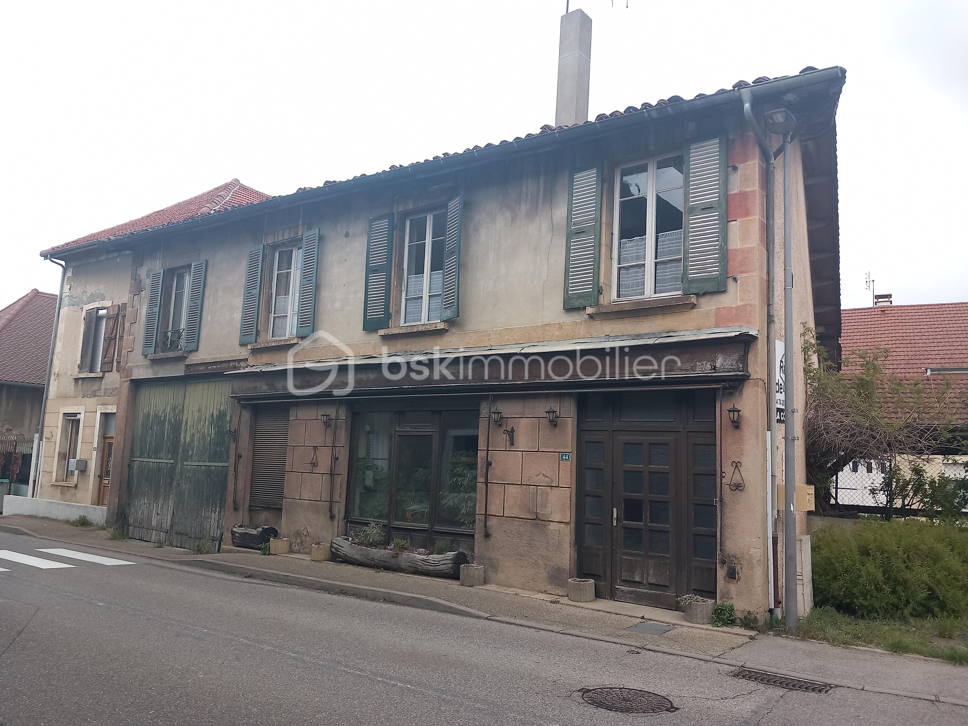 Maison de 180 m² - MAISON 44 RTE DE LCSA LA FRETTE photo.png