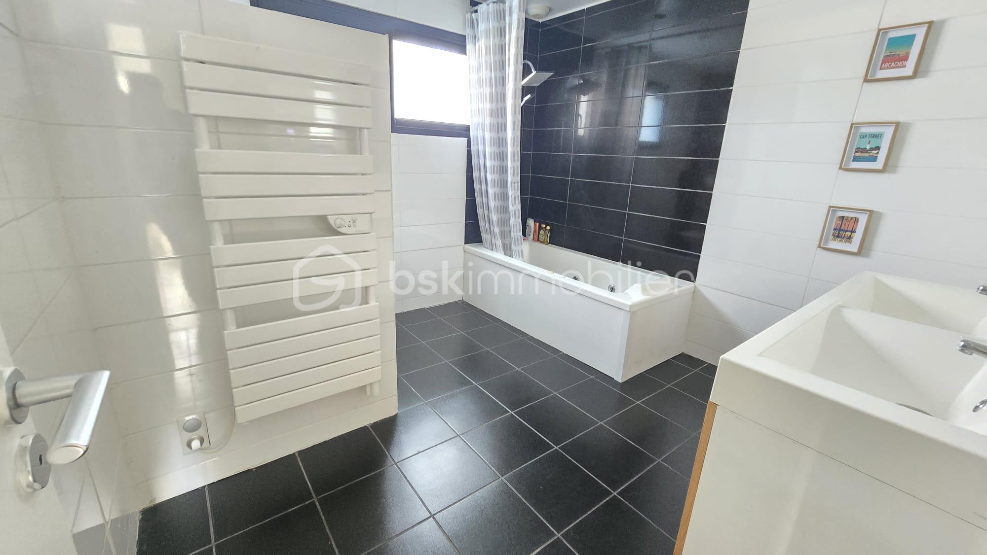 Maison de 157 m² - IMG-20251118-WA0017.jpg