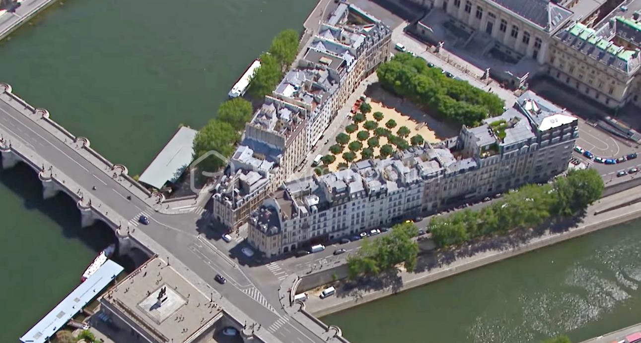 Local d activites de 83,10 m²