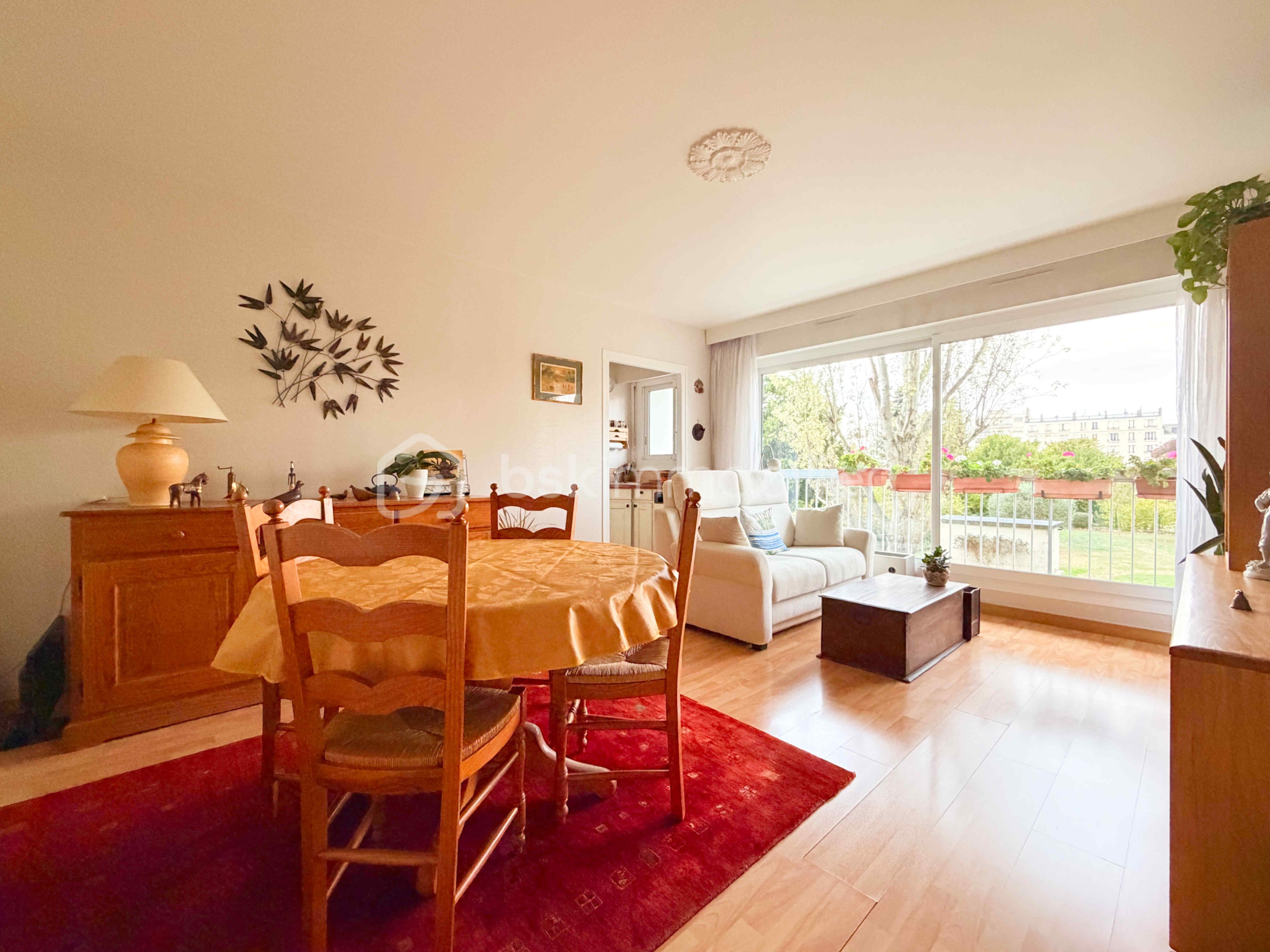 appartement-t2-44m2-courbevoie-salon-salle-a-manger.jpg
