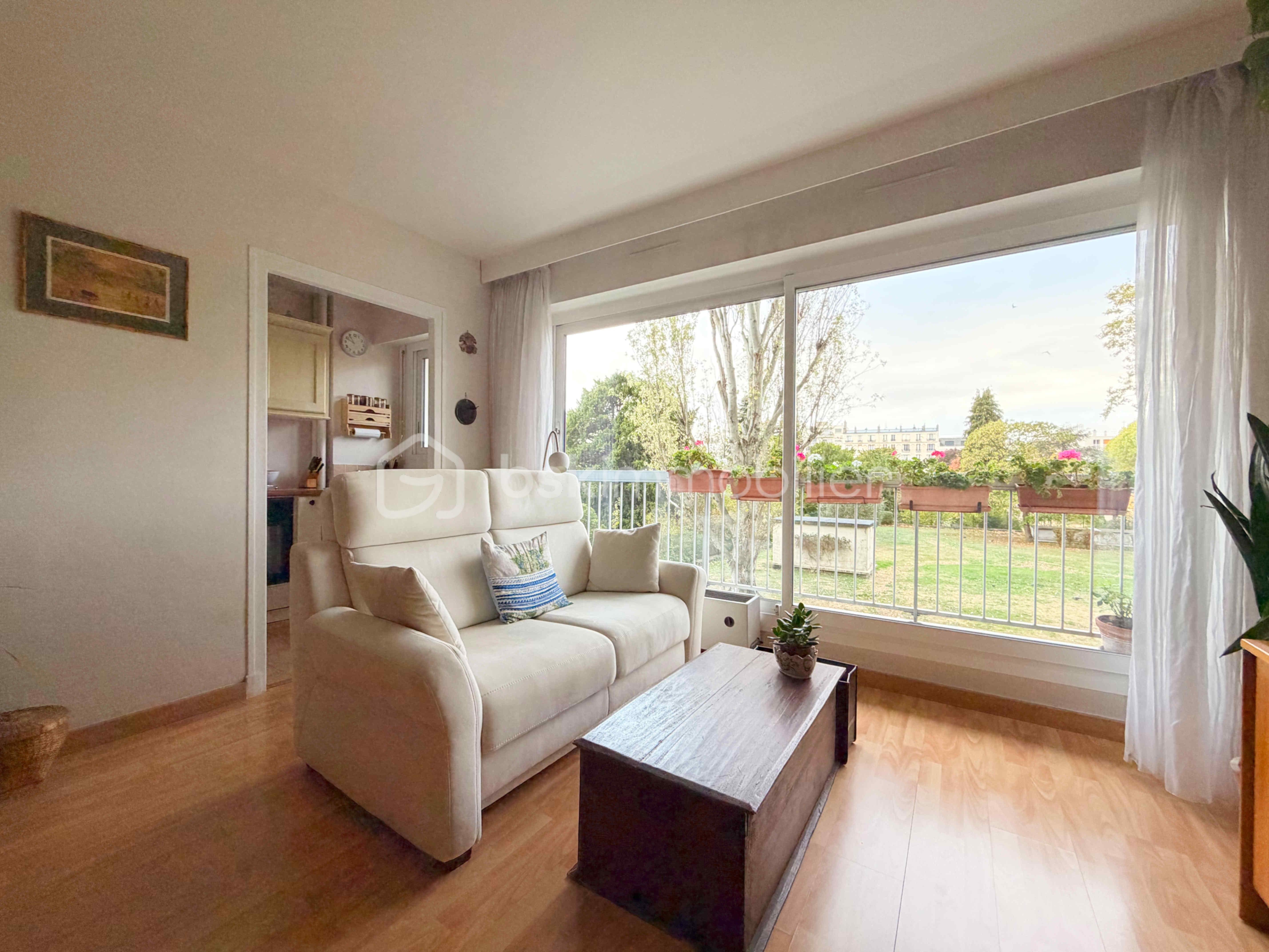 appartement-t2-44m2-courbevoie-salon.jpg