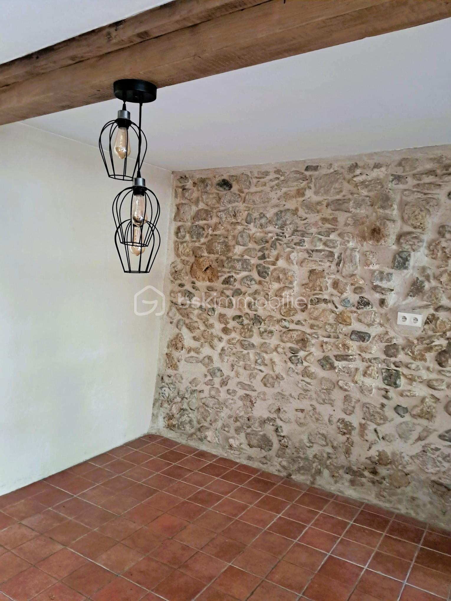 Maison ancienne de 87 m² - 9bis - salon.jpg